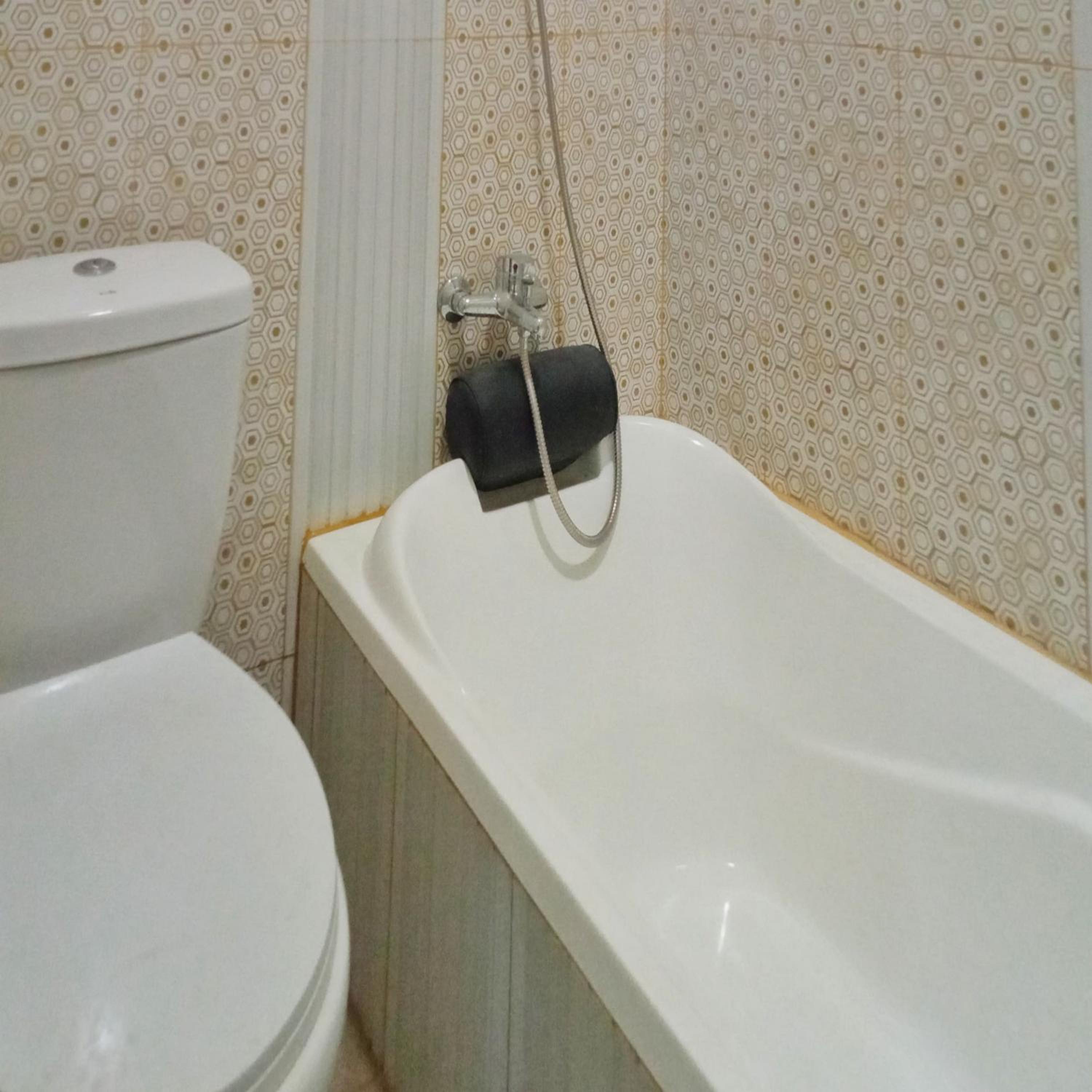 Suite - Photo 10