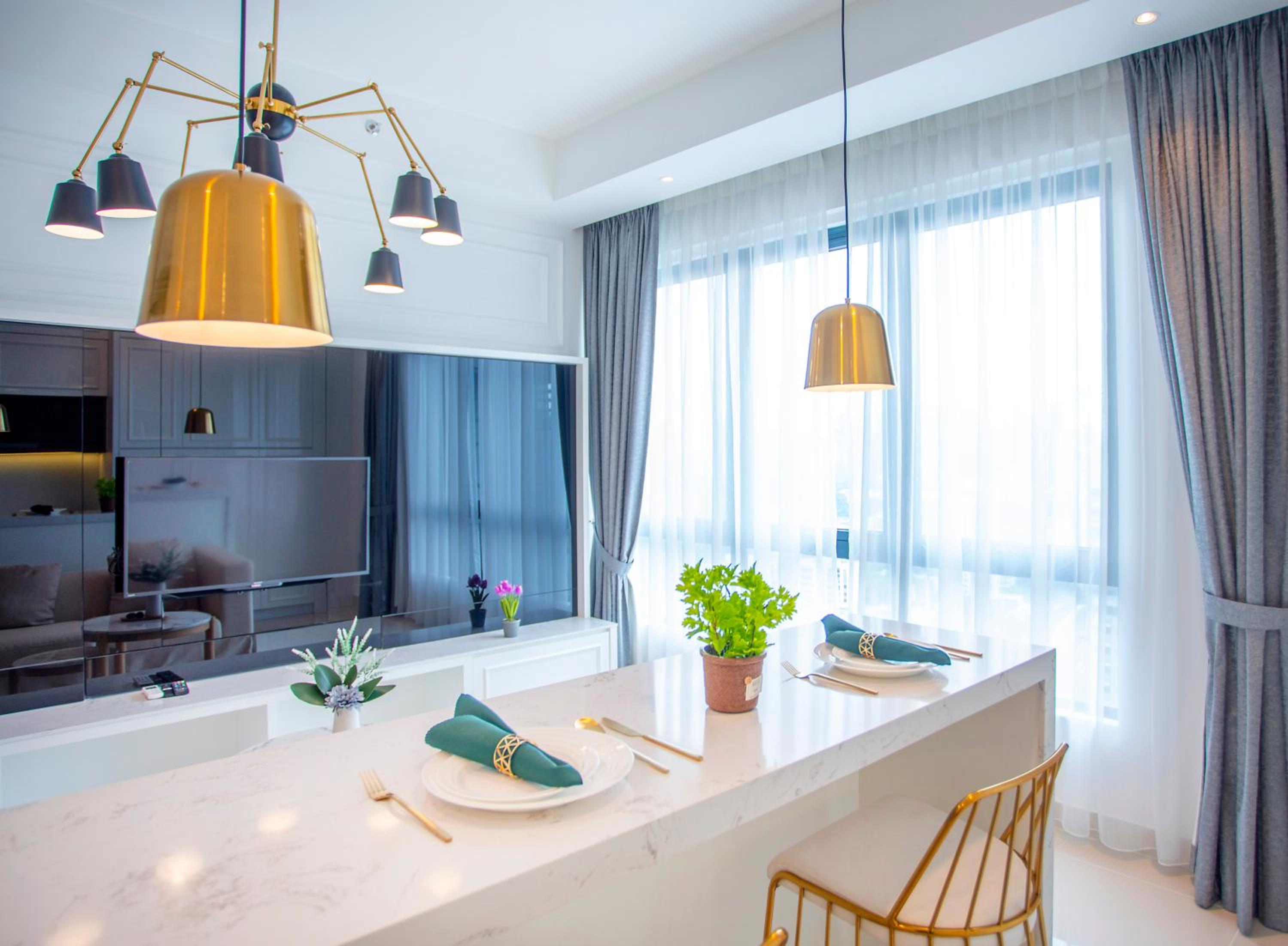 Deluxe One-Bedroom with KL City View