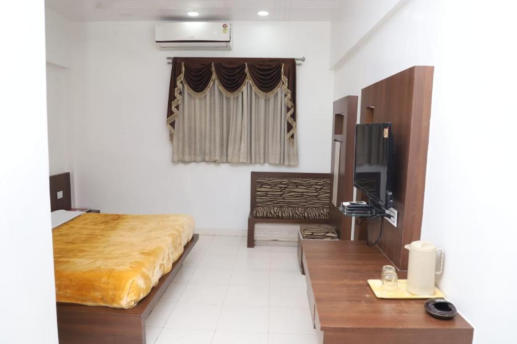 Deluxe Room - Photo 9