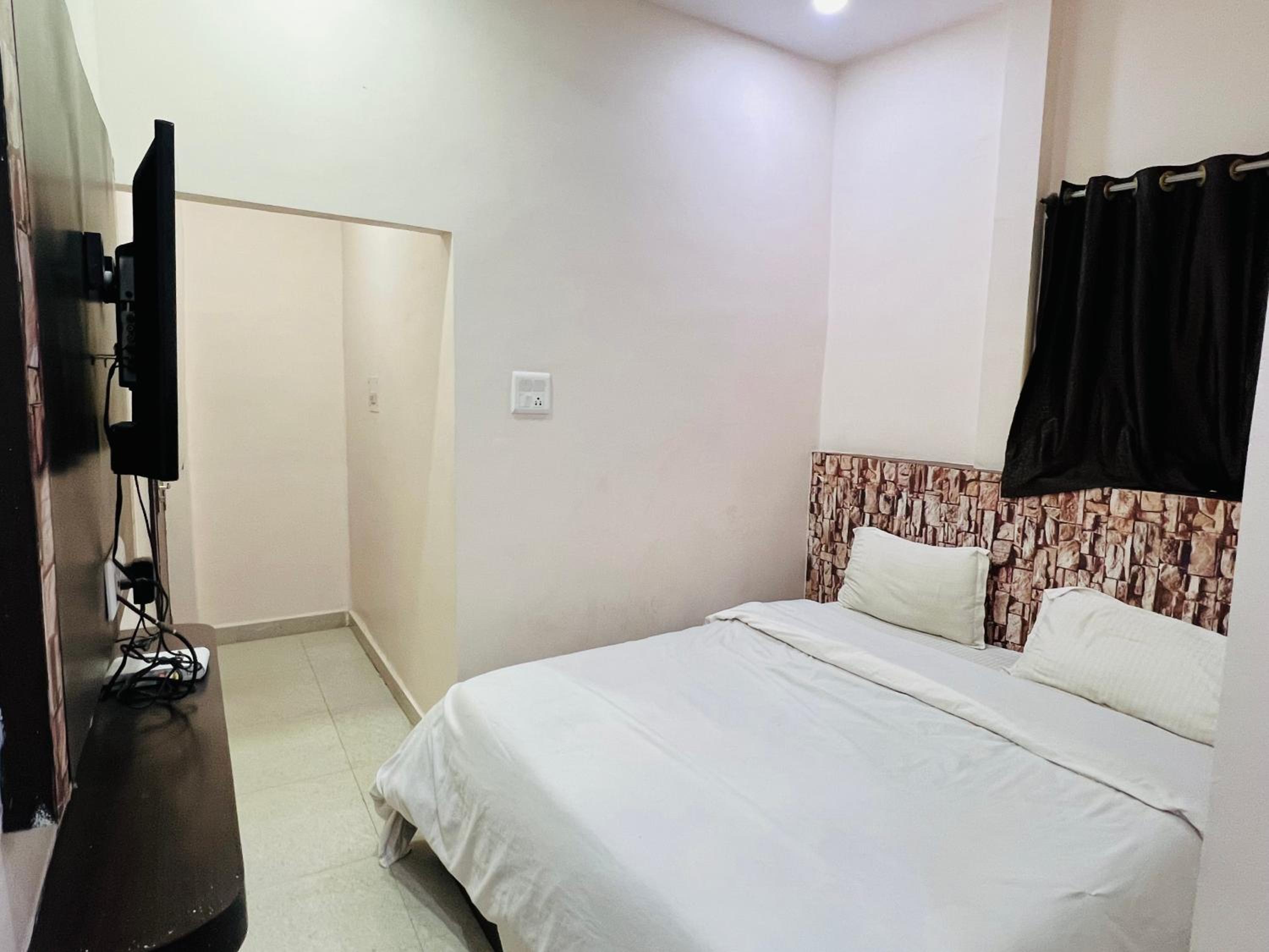 Standard Double Room with Fan