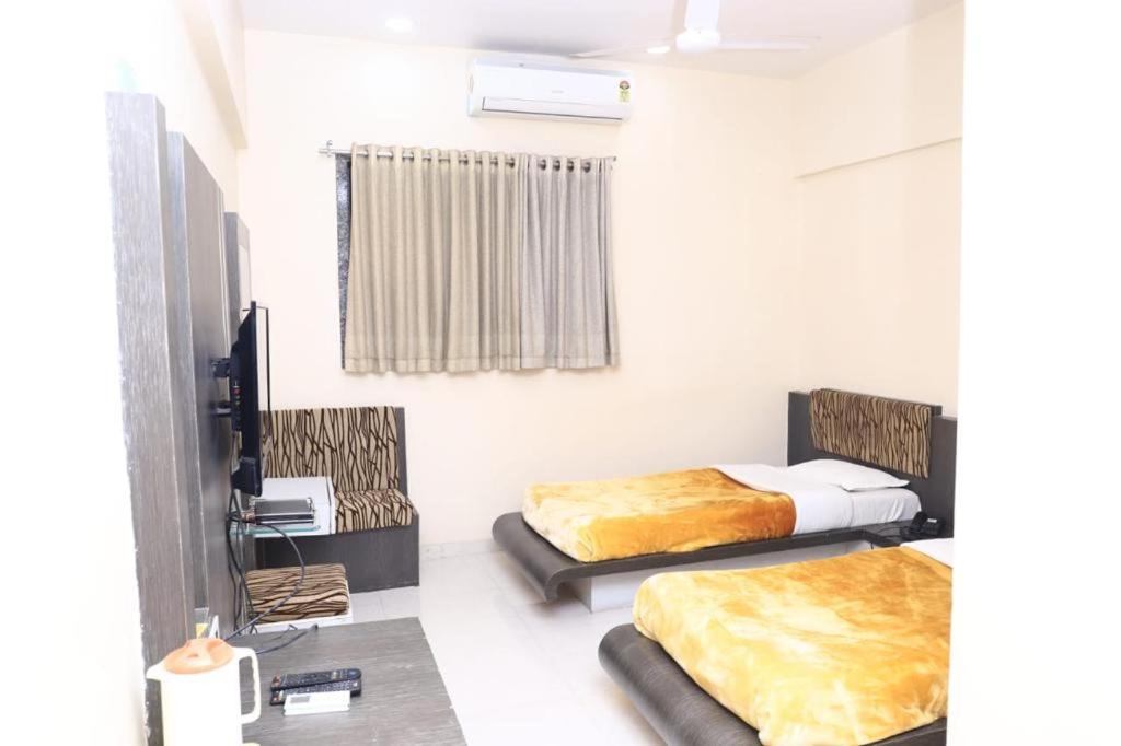 Deluxe Room - Photo 2