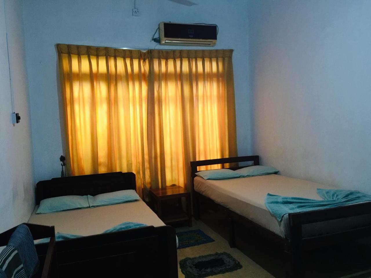 Basic Triple Room