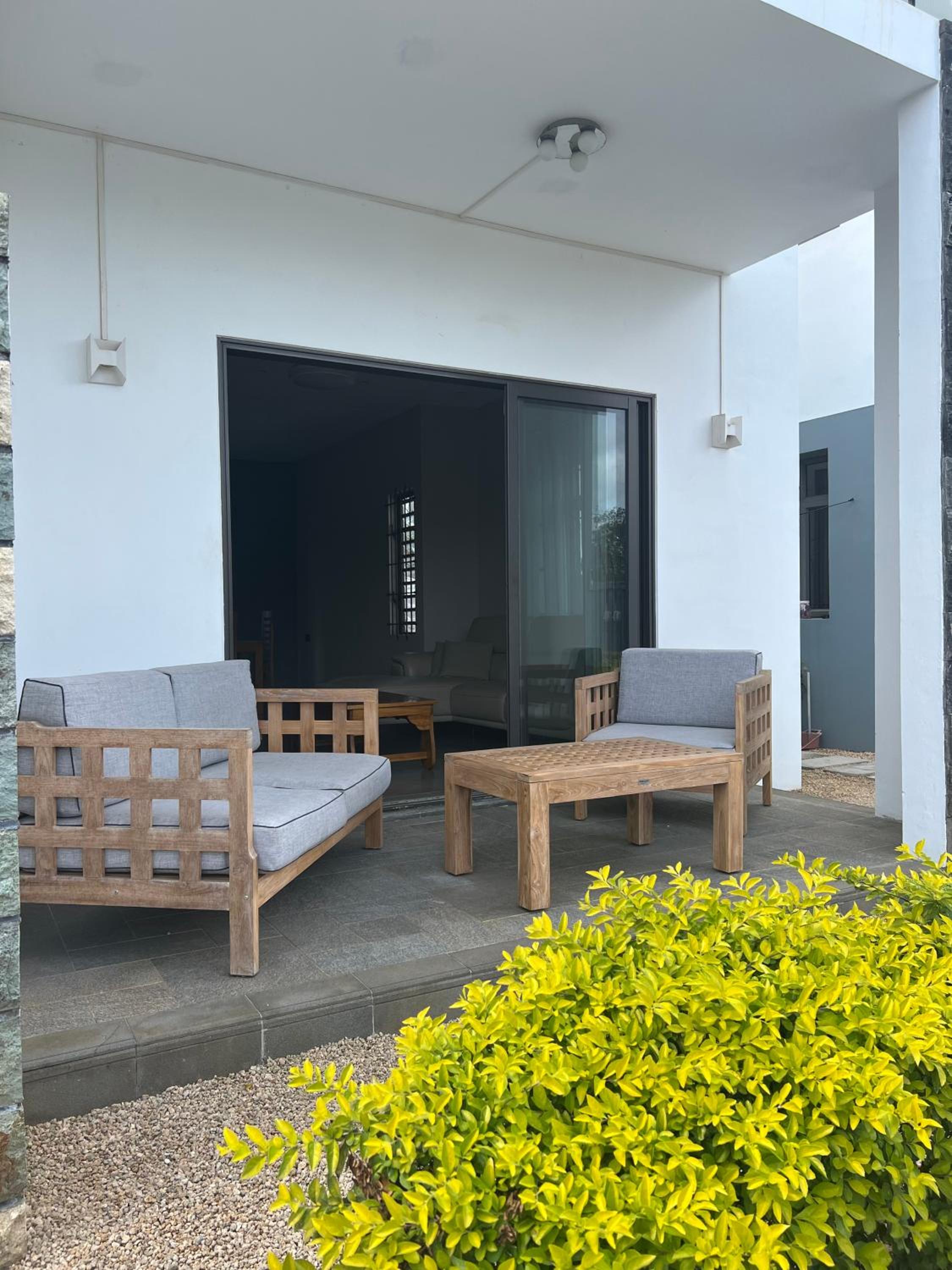 Villa photo 3