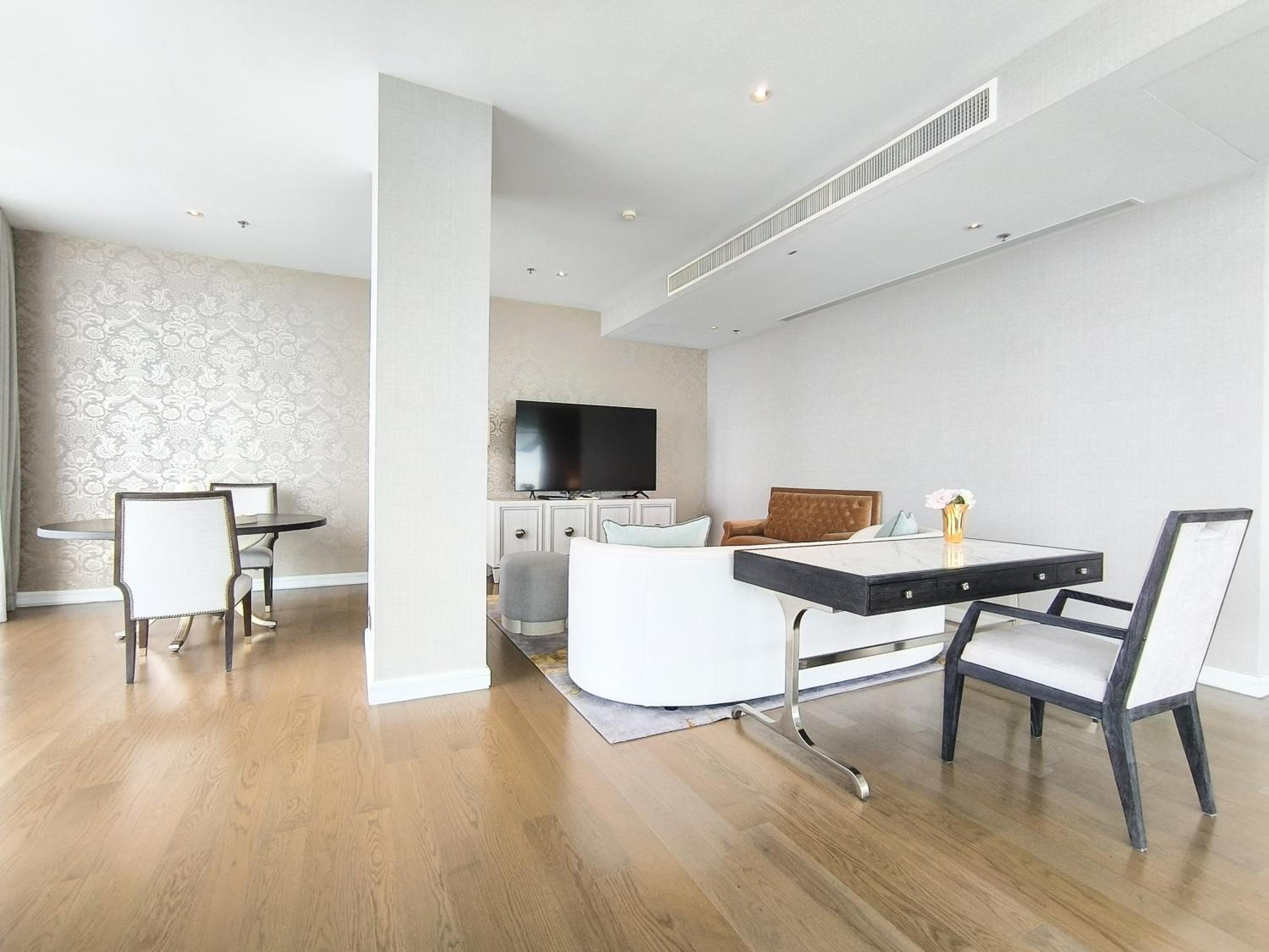 Three Bedroom Duplex Penthouse photo 3