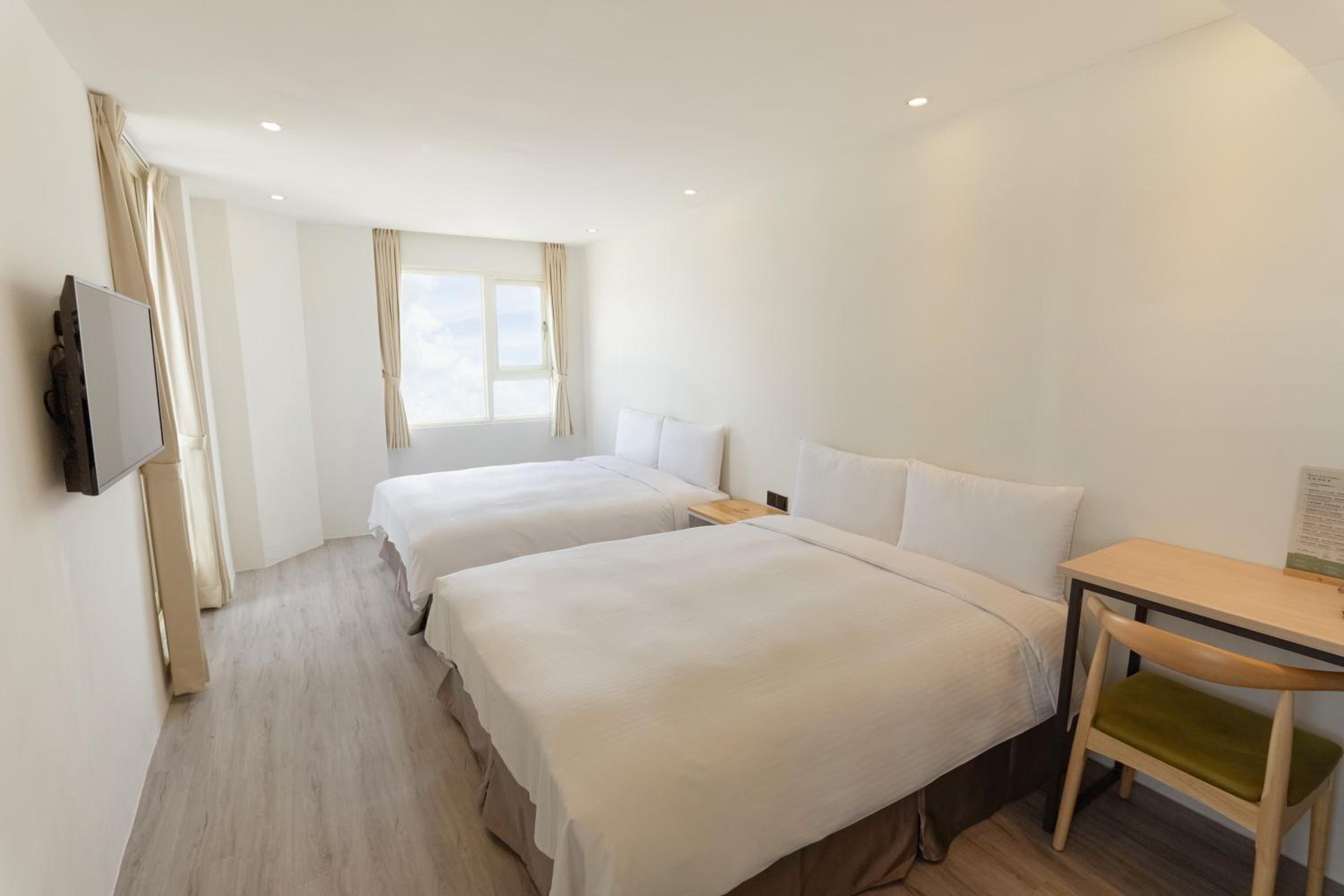 Luxury Quadruple Room - Photo 1