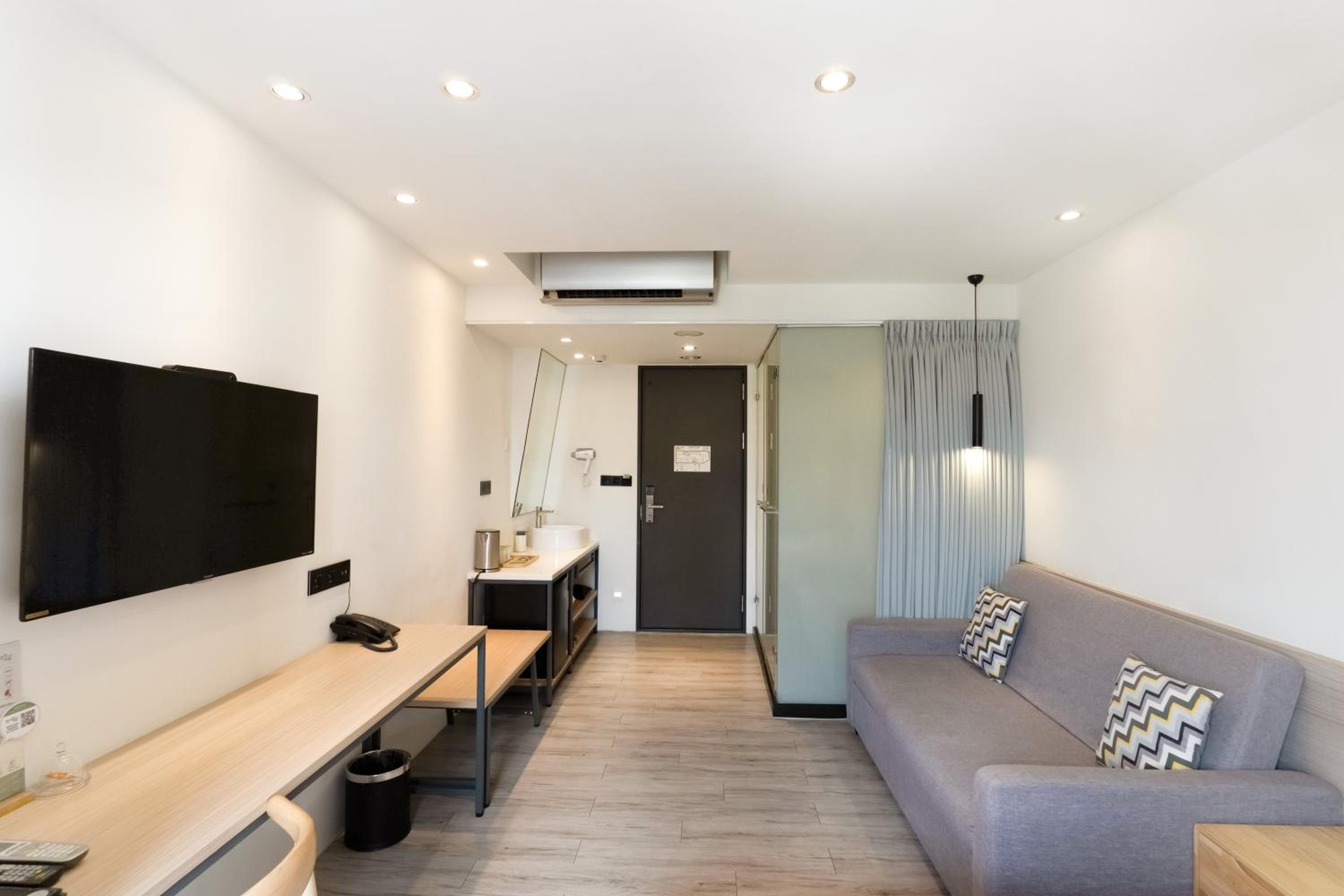 Deluxe Double Room - Photo 1