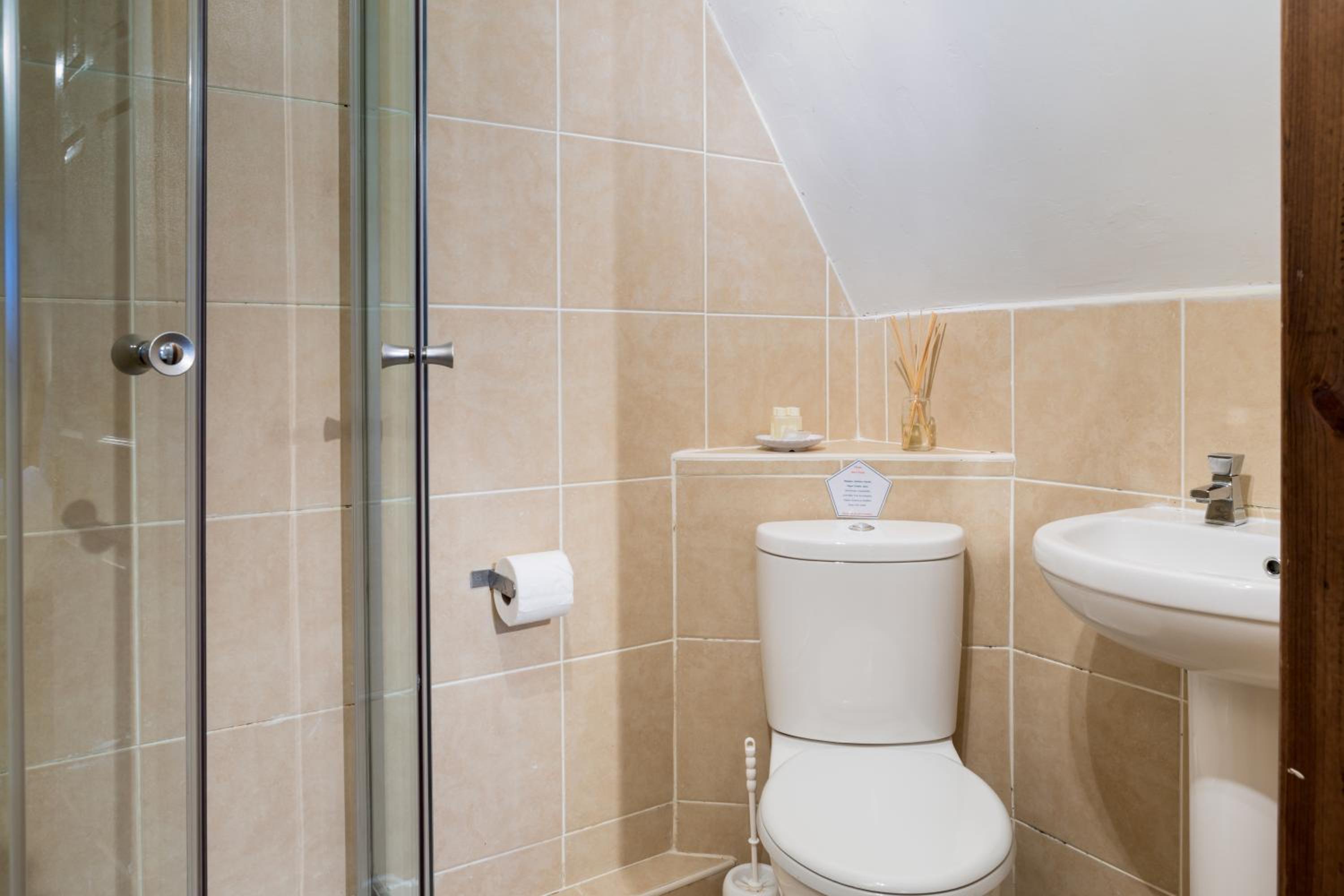 Single Room photo 2