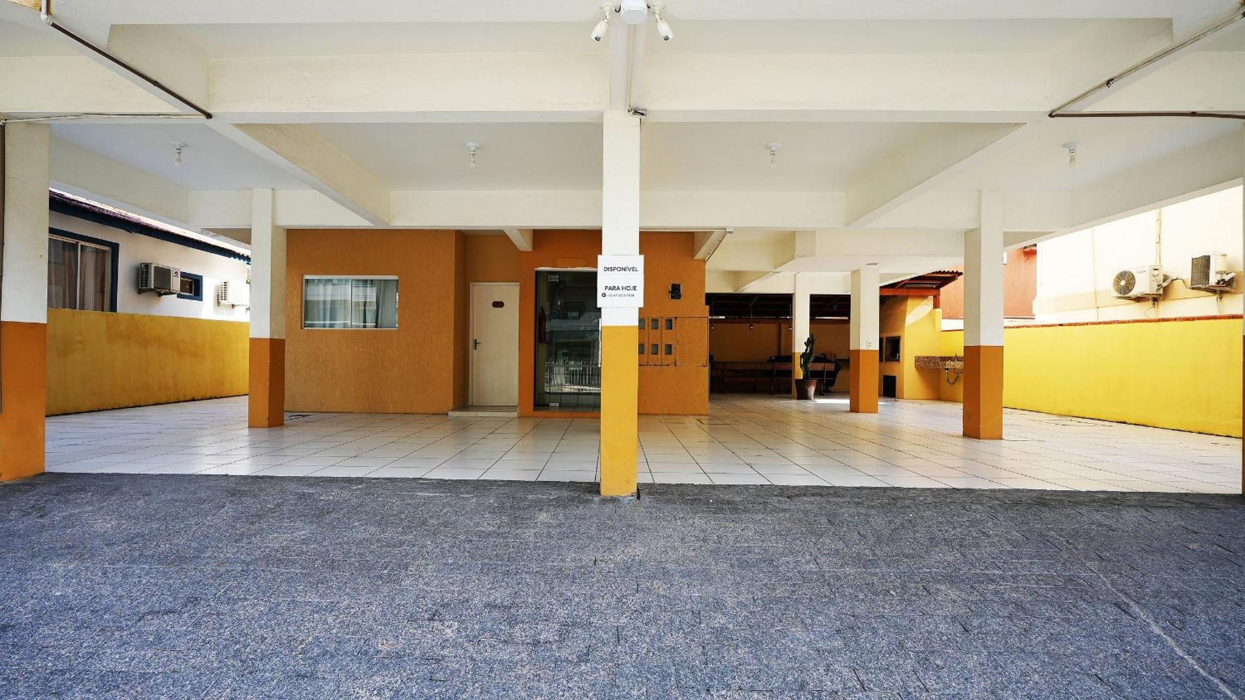 Two-Bedroom Apartment - Photo 26