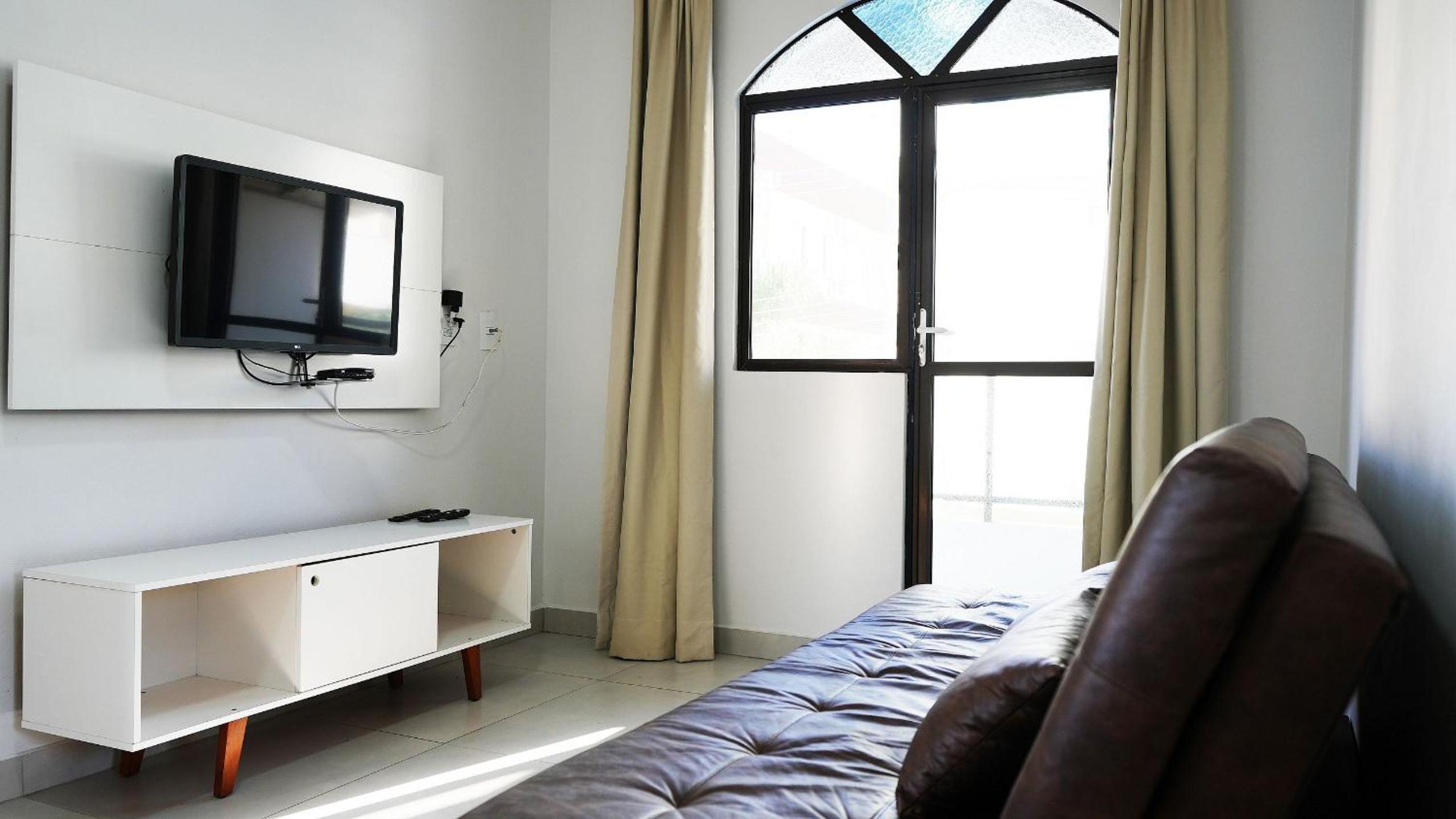 Two-Bedroom Apartment - Photo 9