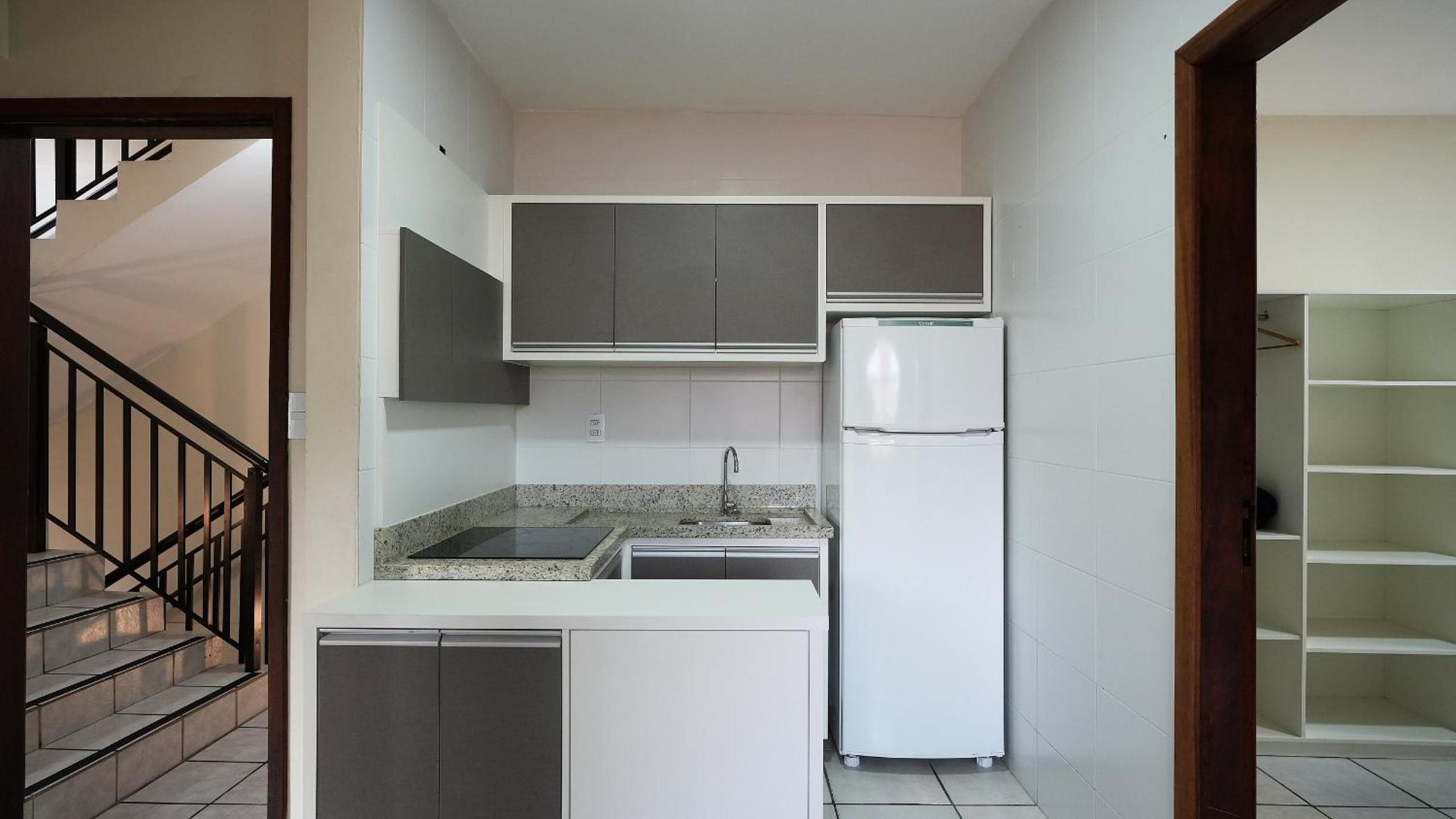 Two-Bedroom Apartment - Photo 20