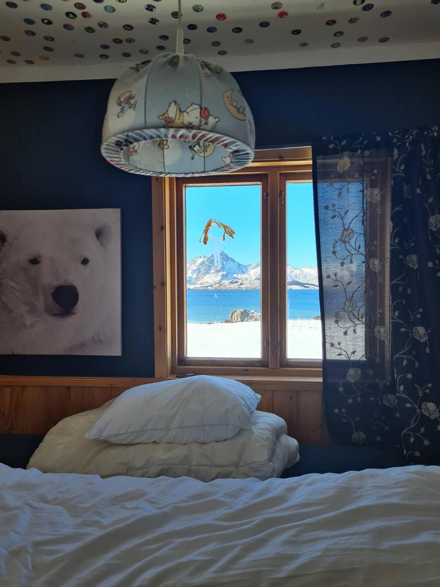 Three-Bedroom Villa - Photo 10