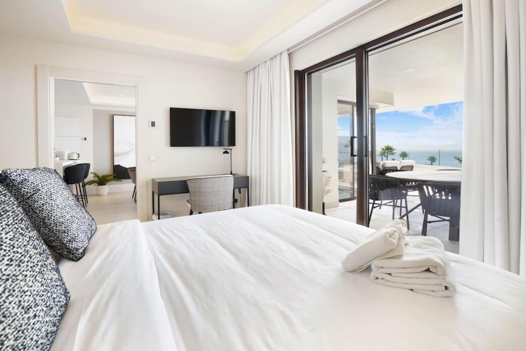 Apartamento de dos habitaciones con vista al mar
