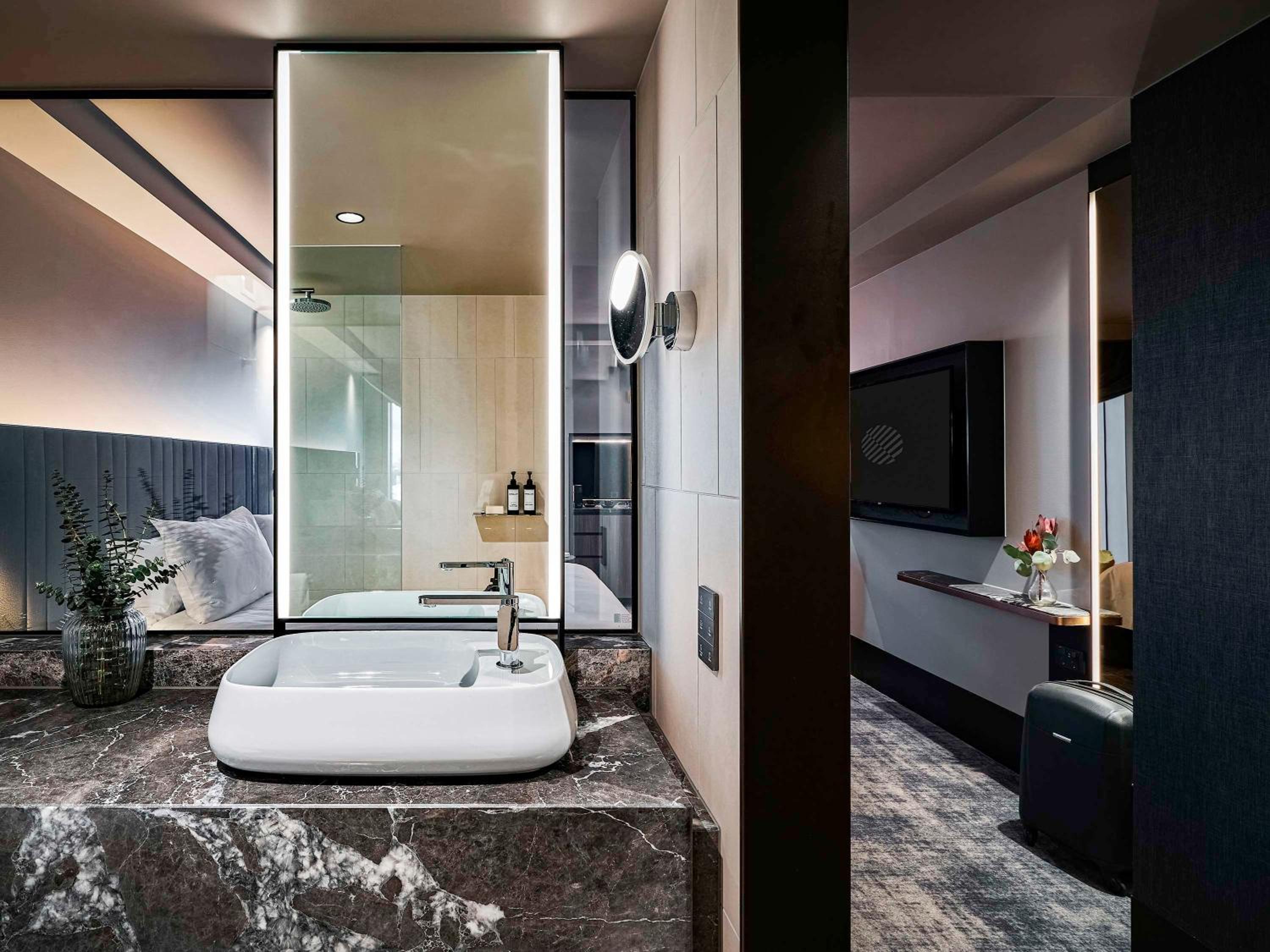 Superior King Room - Photo 2