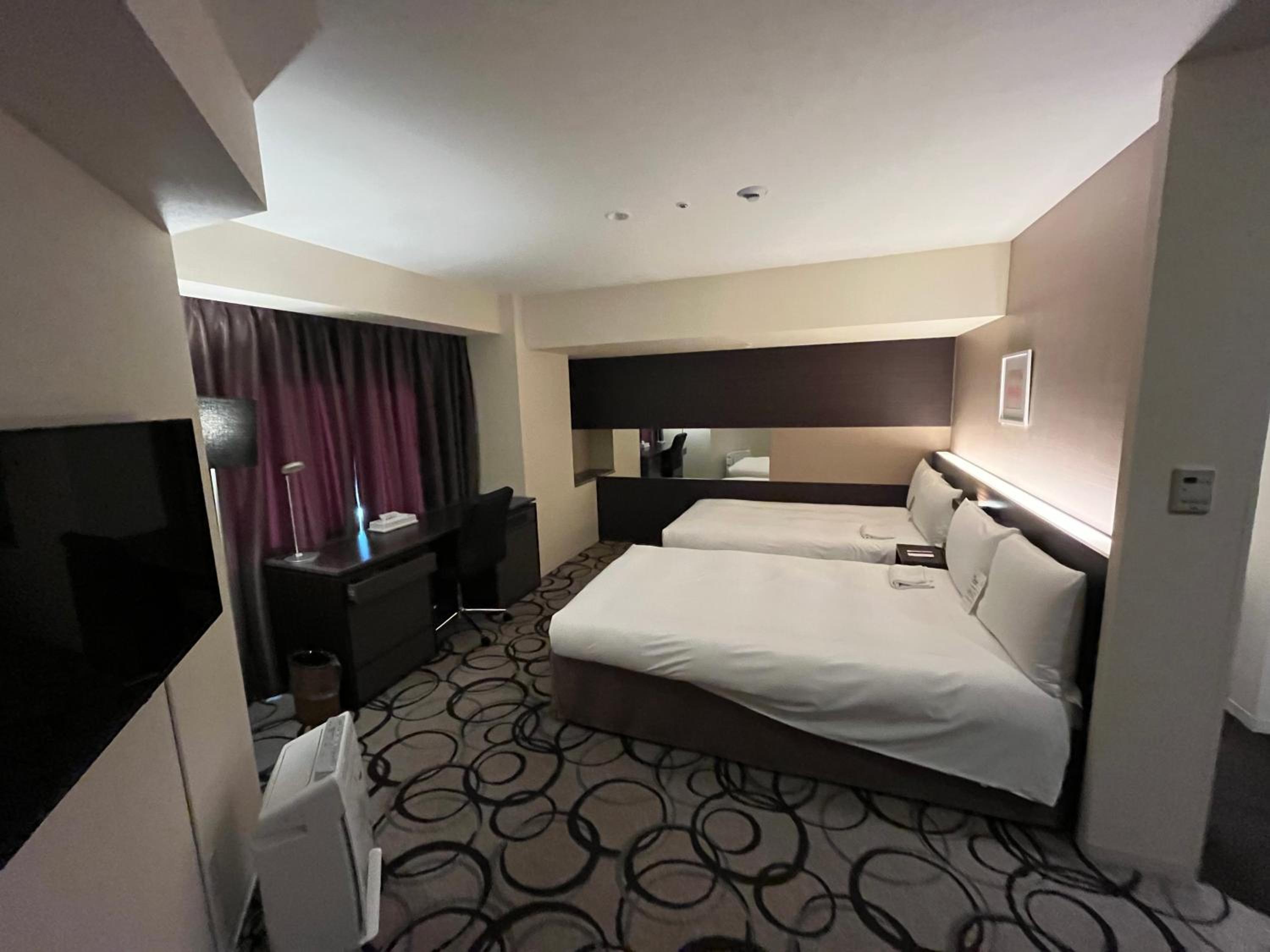 Deluxe Twin Room with Sea View - Non-Smoking - Photo 10