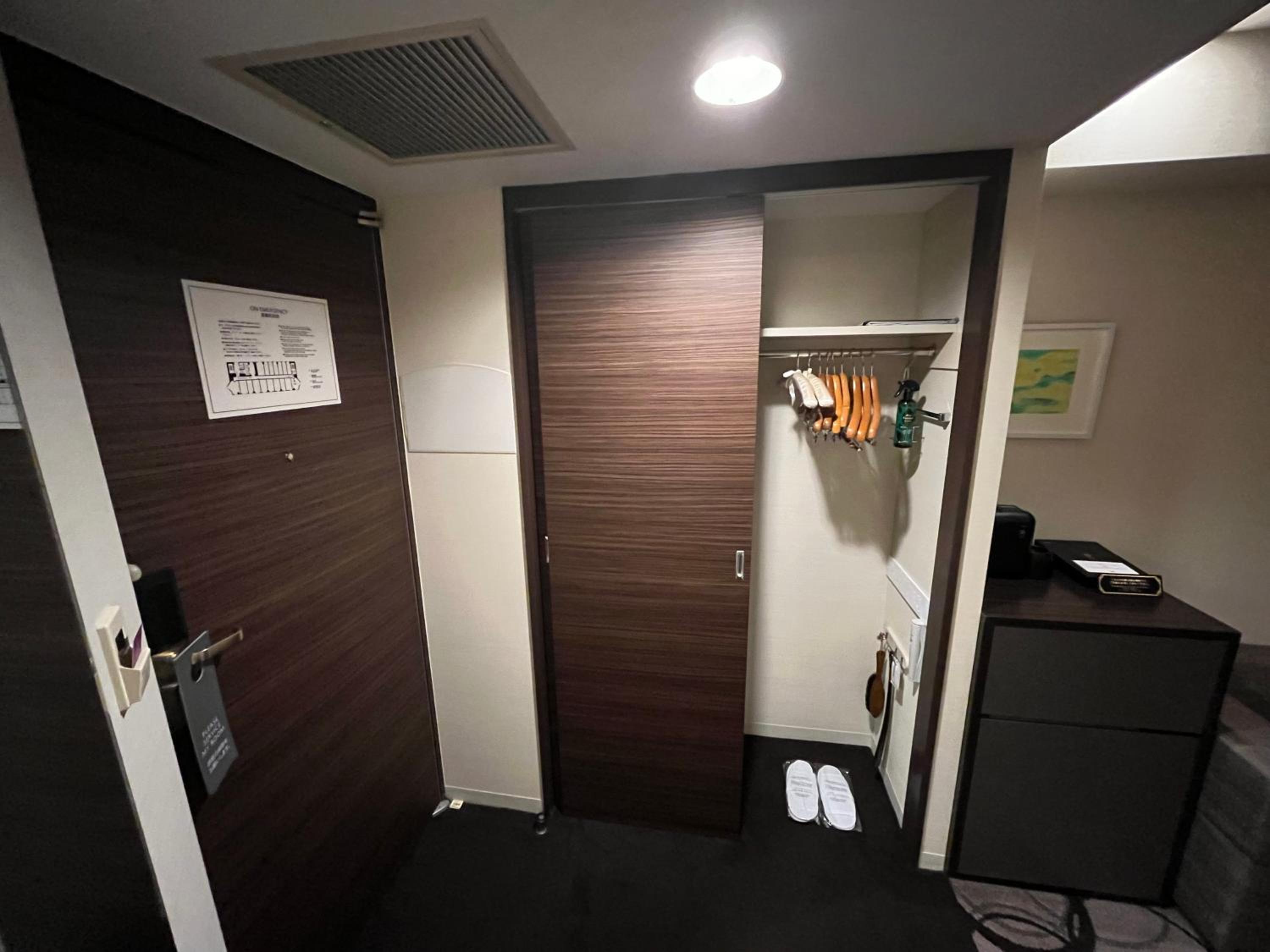 Deluxe Twin Room with Sea View - Non-Smoking - Photo 6