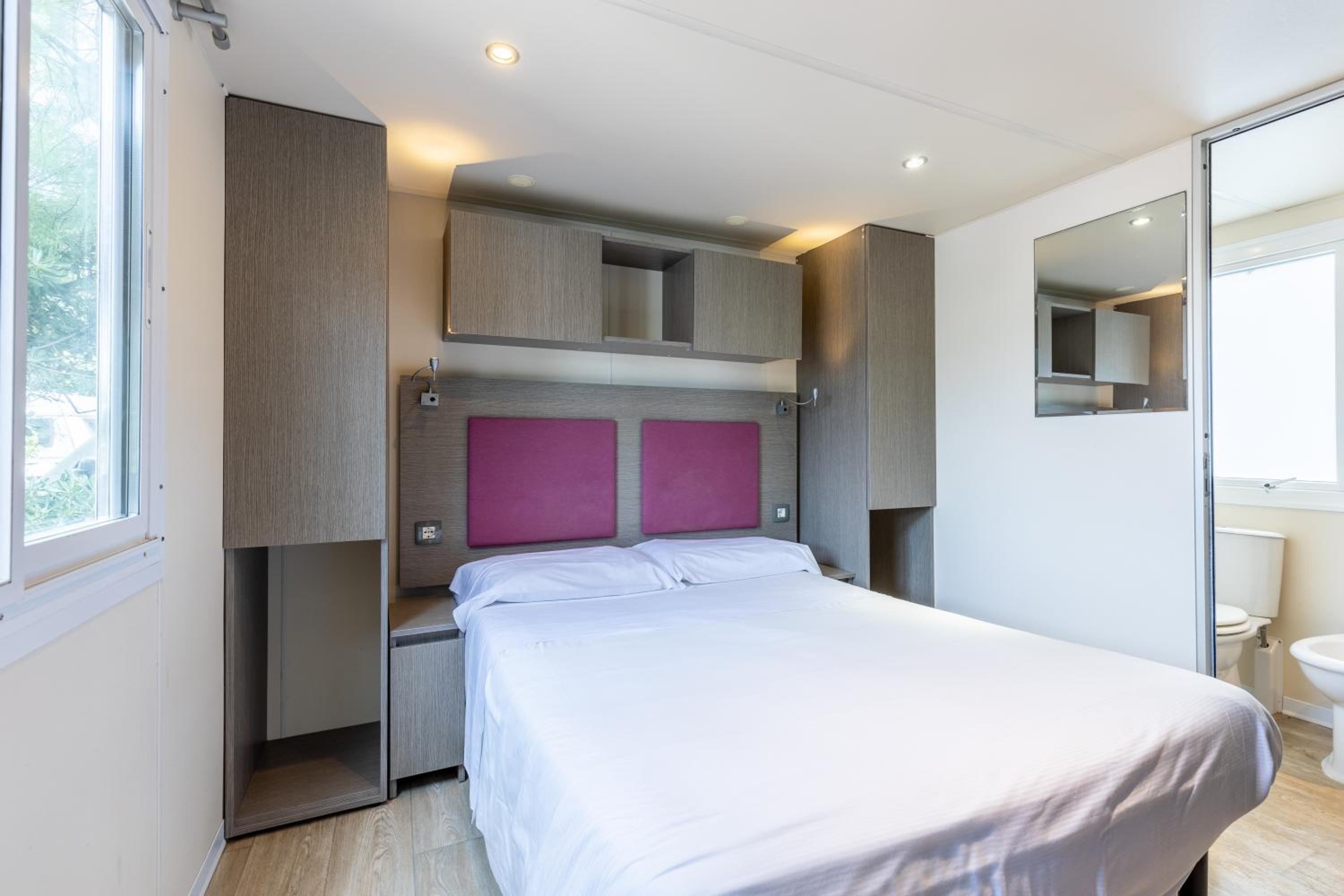 Mobile Home with terrace photo 2
