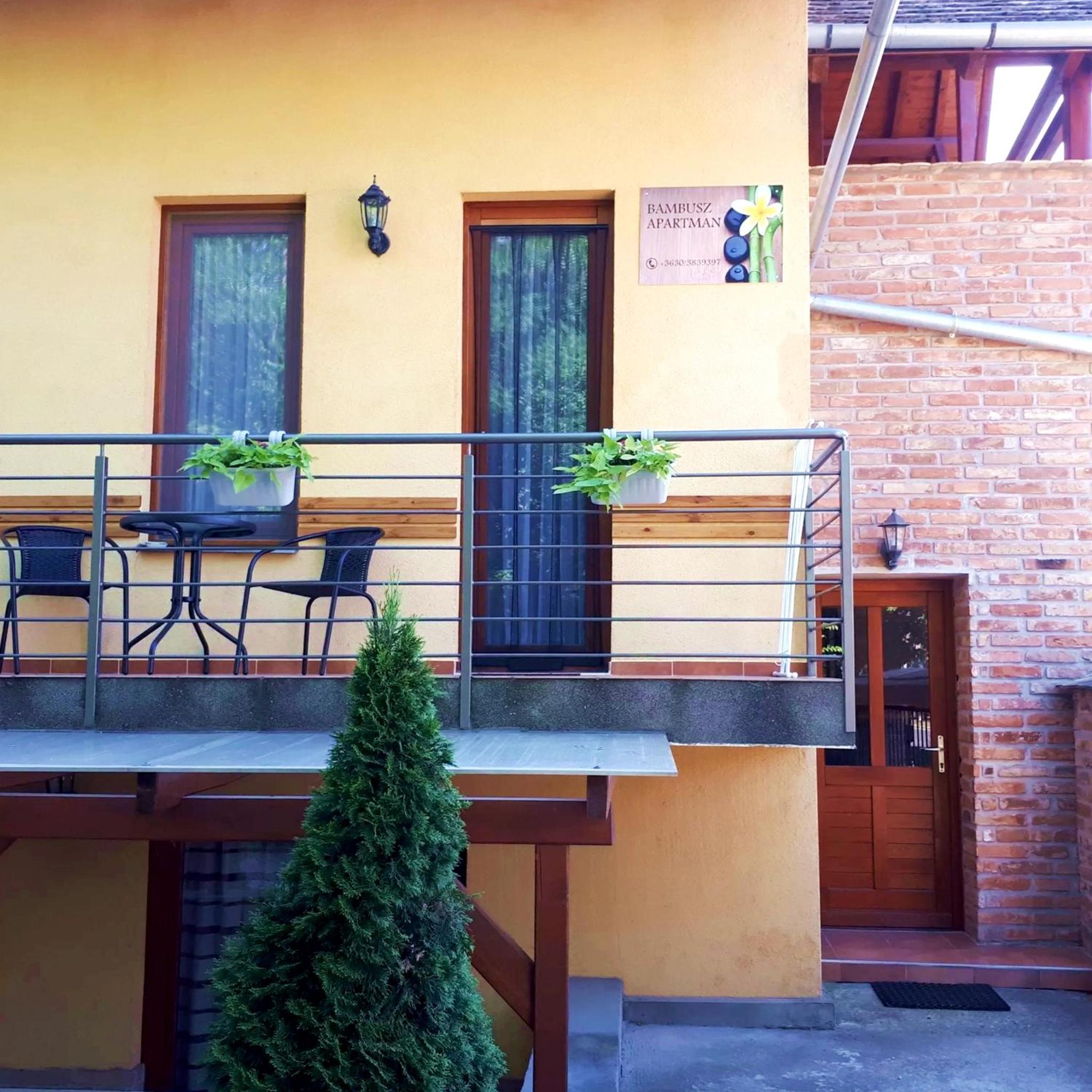One-Bedroom Apartment with Balcony photo 3