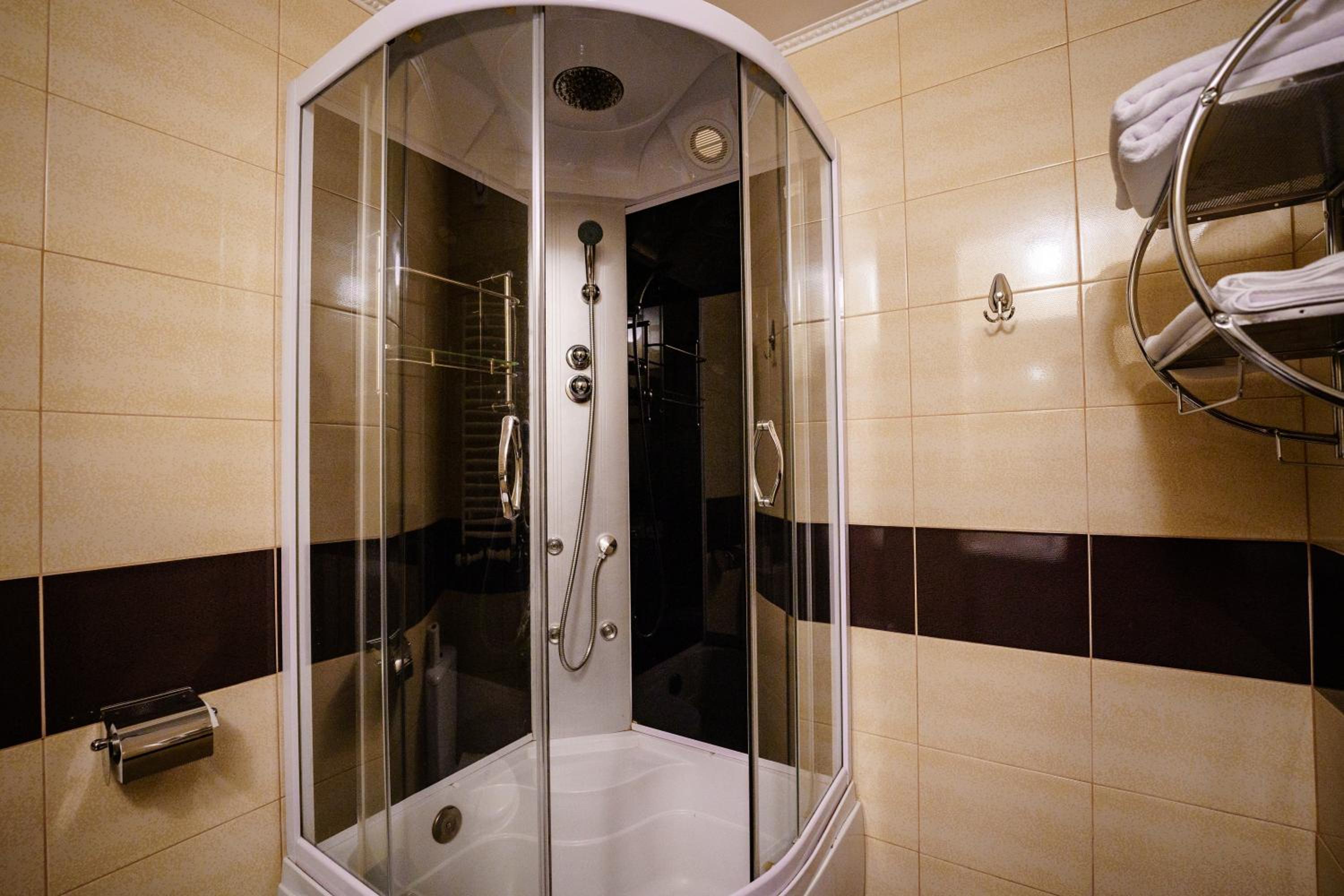 Twin Room - Photo 4
