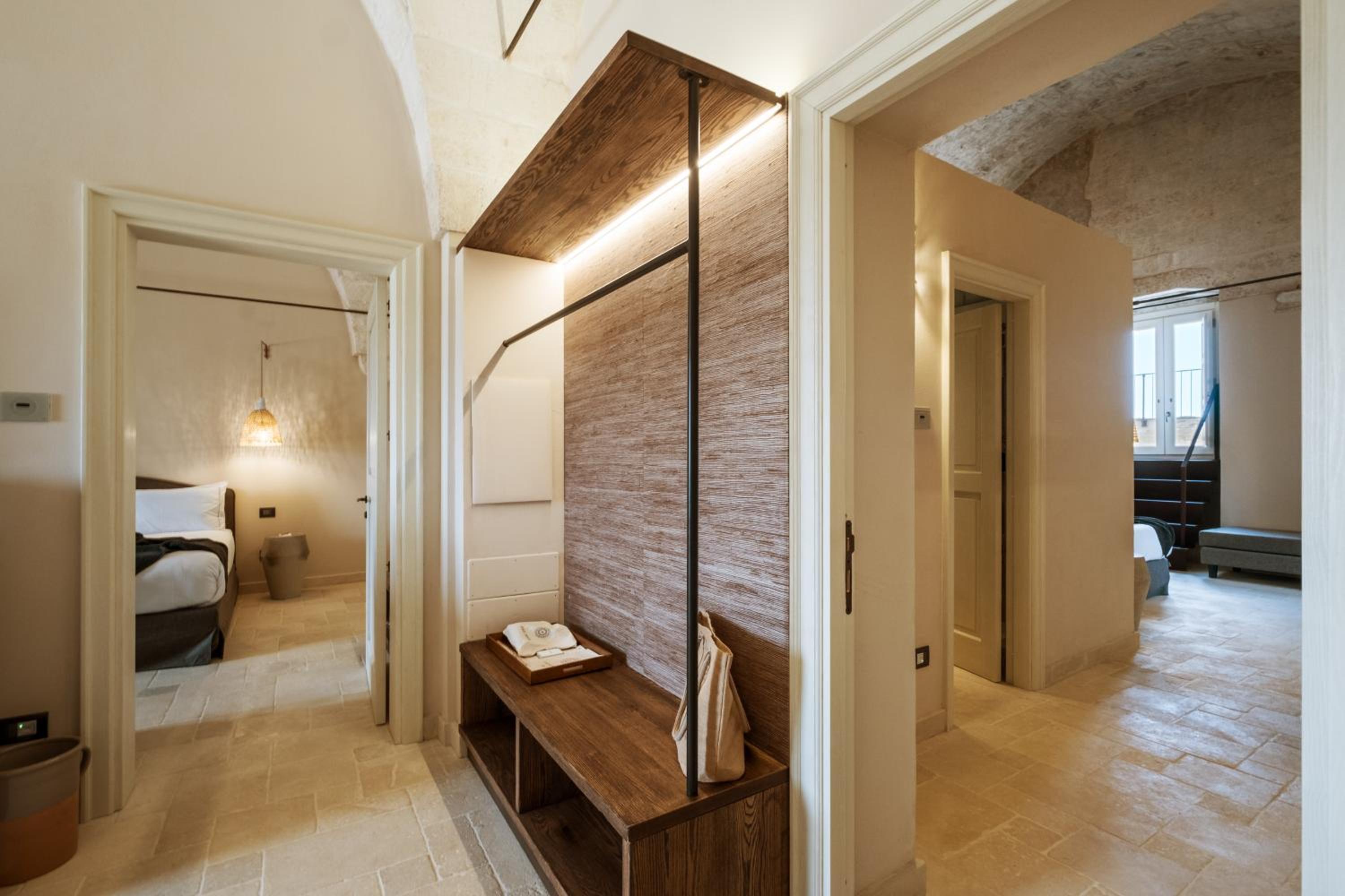 Two-Bedroom Suite - Photo 17