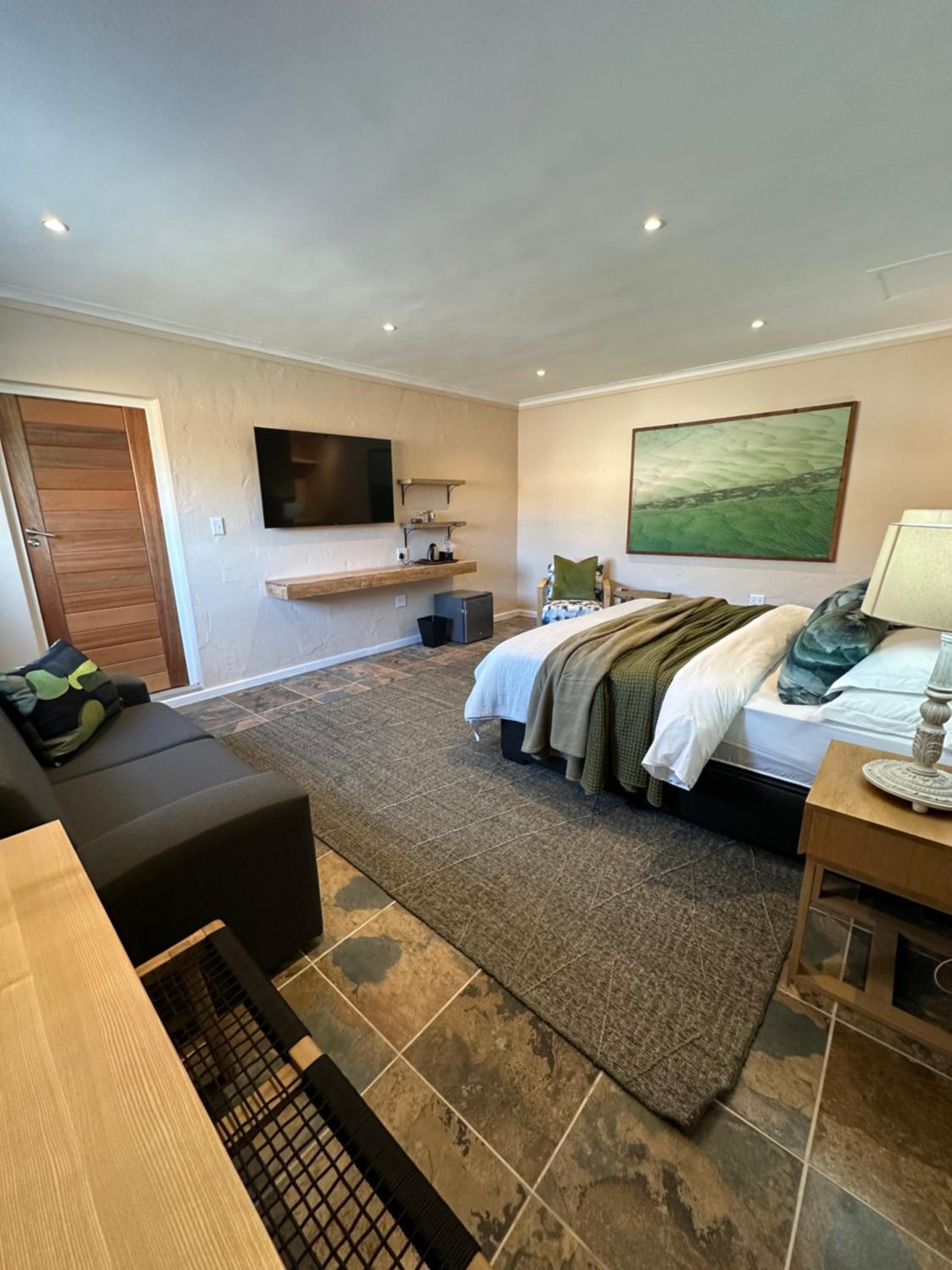 Family Room (Non Sea Facing) - Photo 12