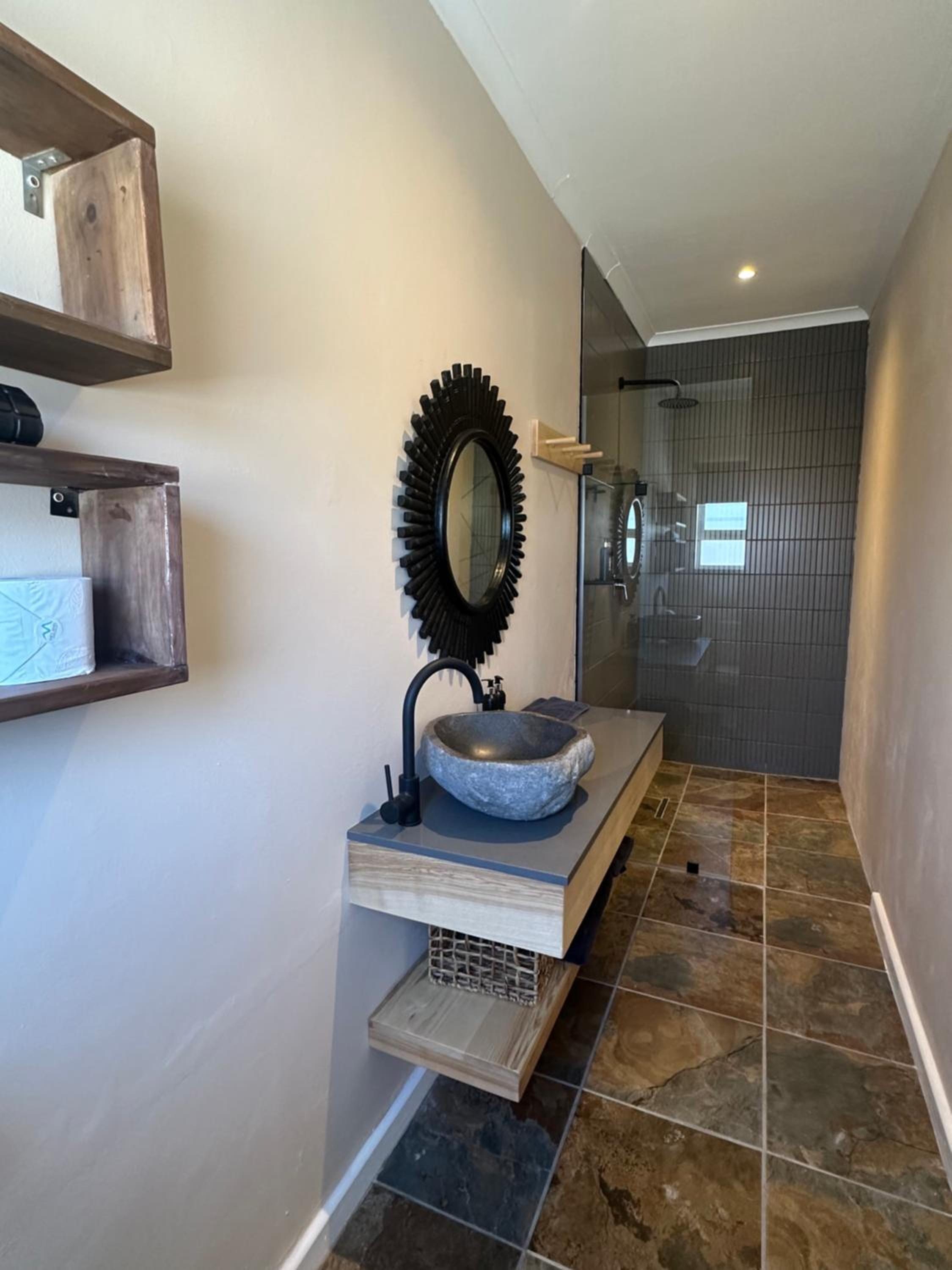 Family Room (Non Sea Facing) - Photo 3