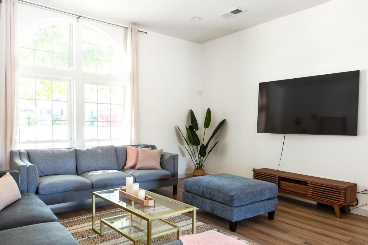 Villa photo 1