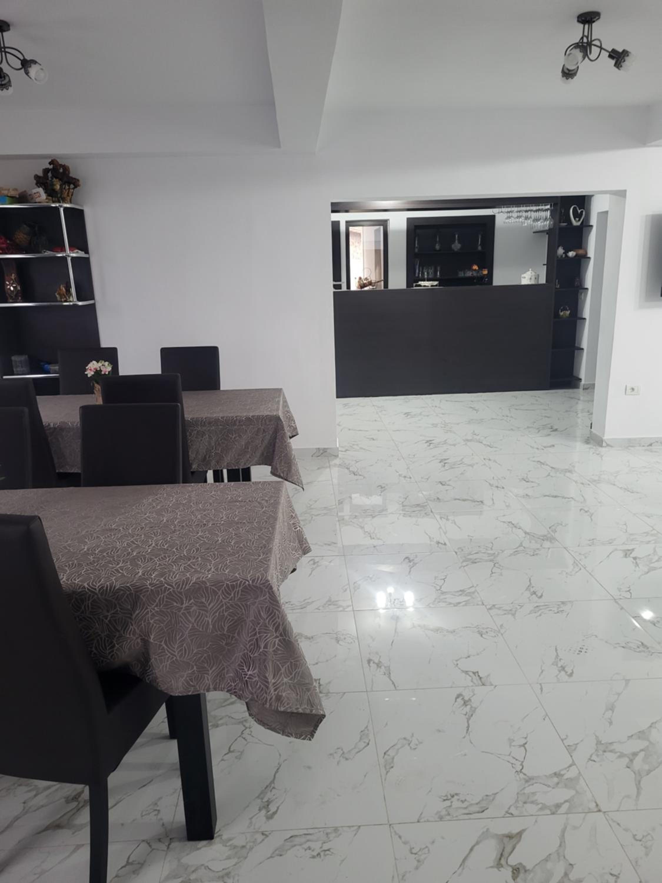 Villa photo 3