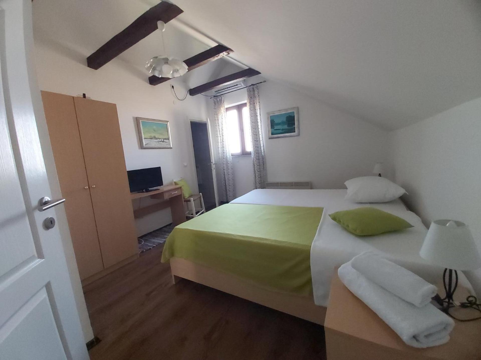 Double or Twin Room - Photo 1