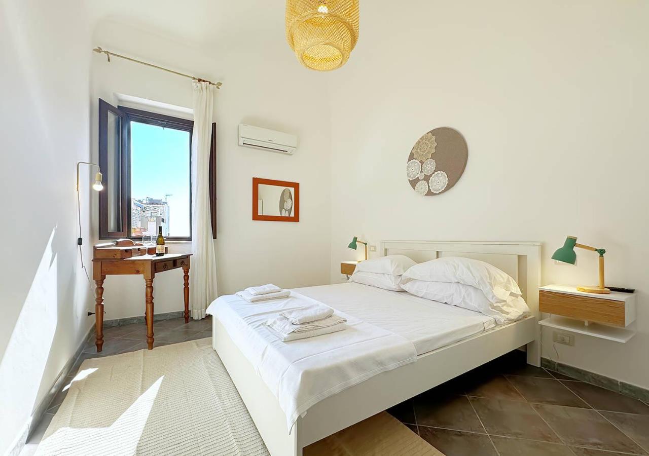 One-Bedroom House photo 3