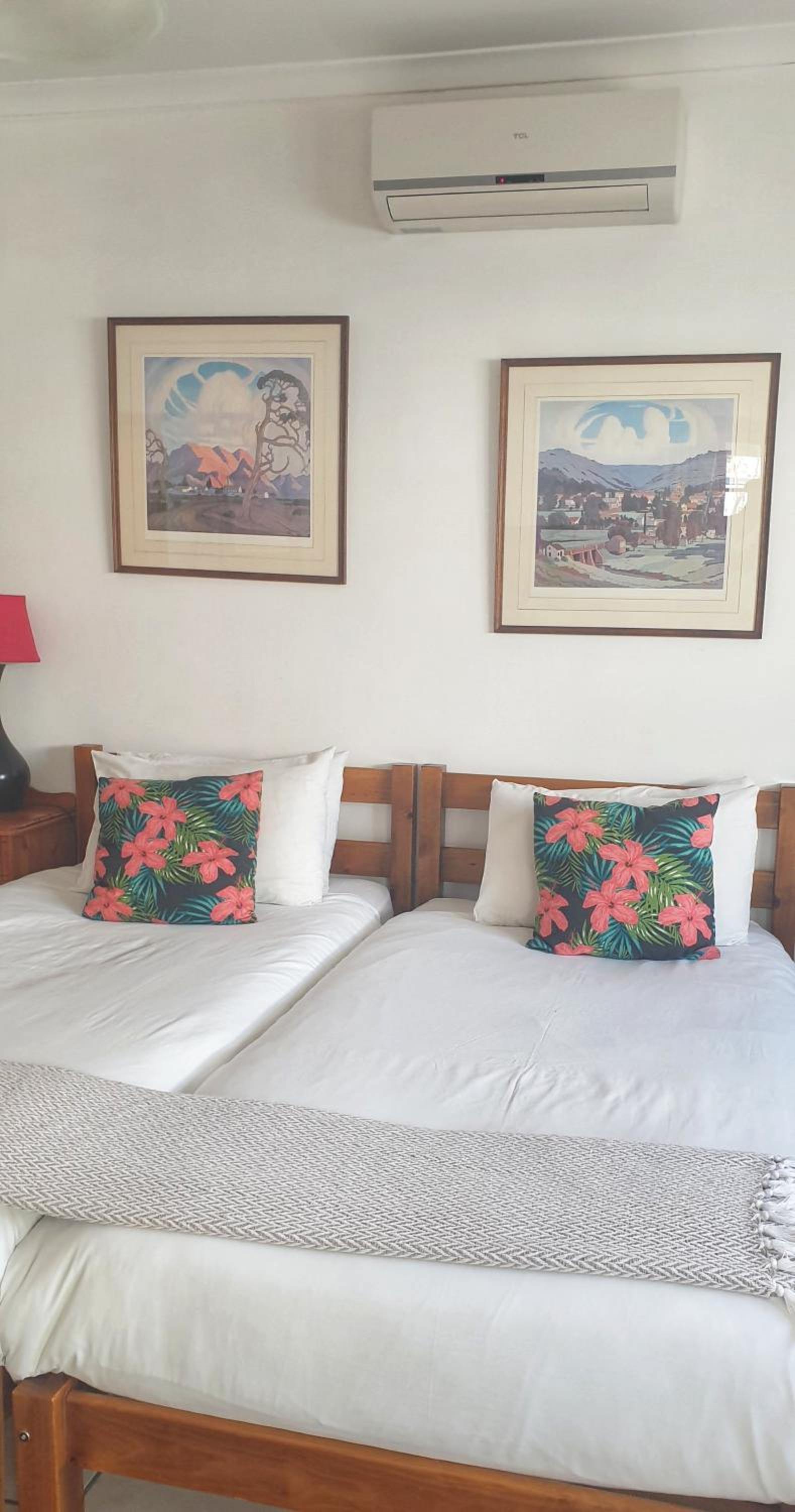 Luxury Twin Room - Photo 3