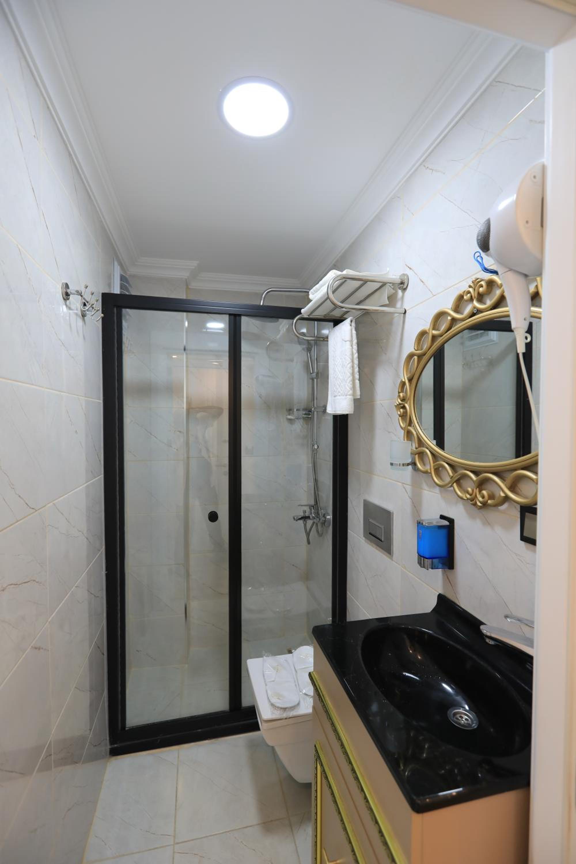 Deluxe Double Room with Sea View photo 3