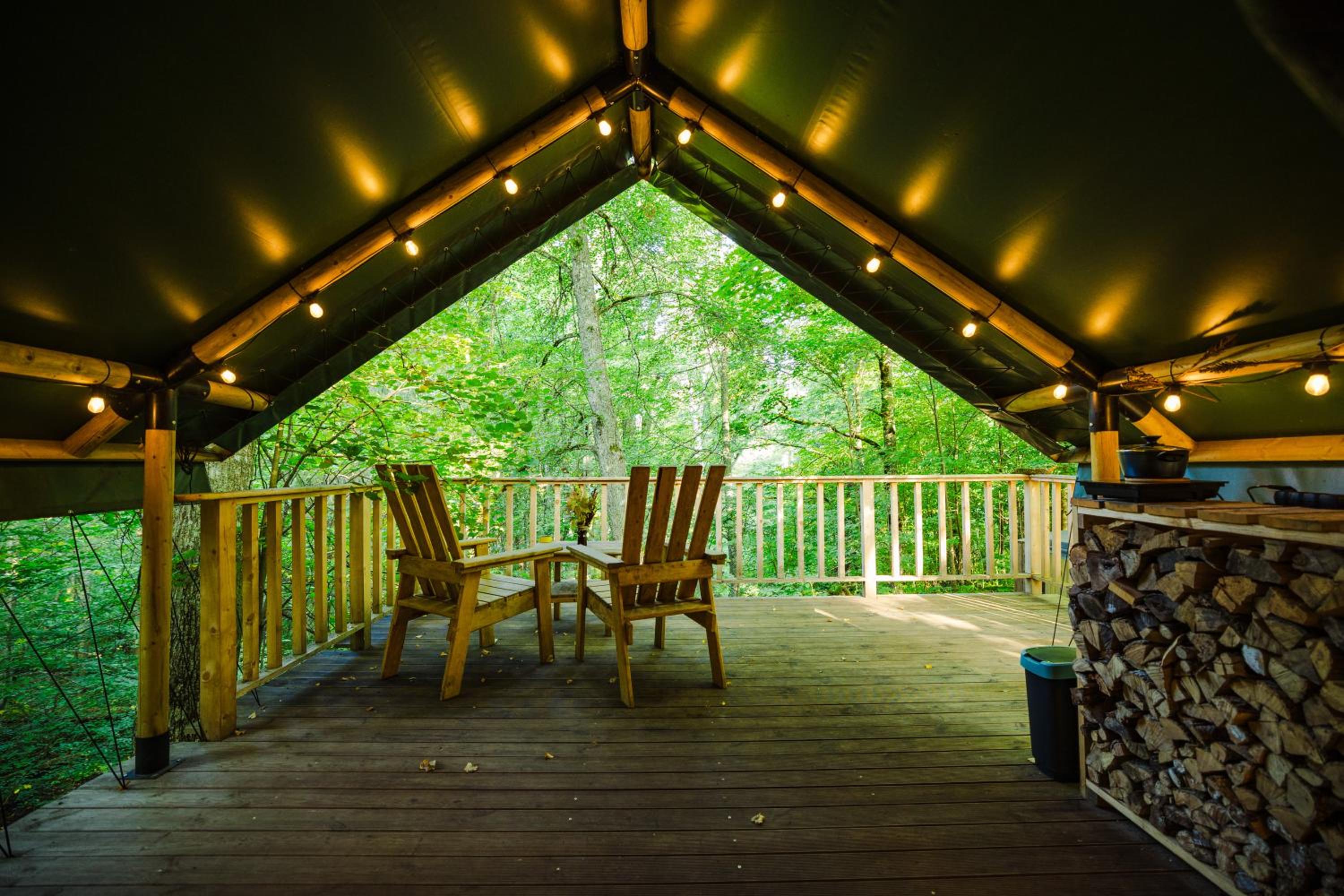 Tent - Photo 29