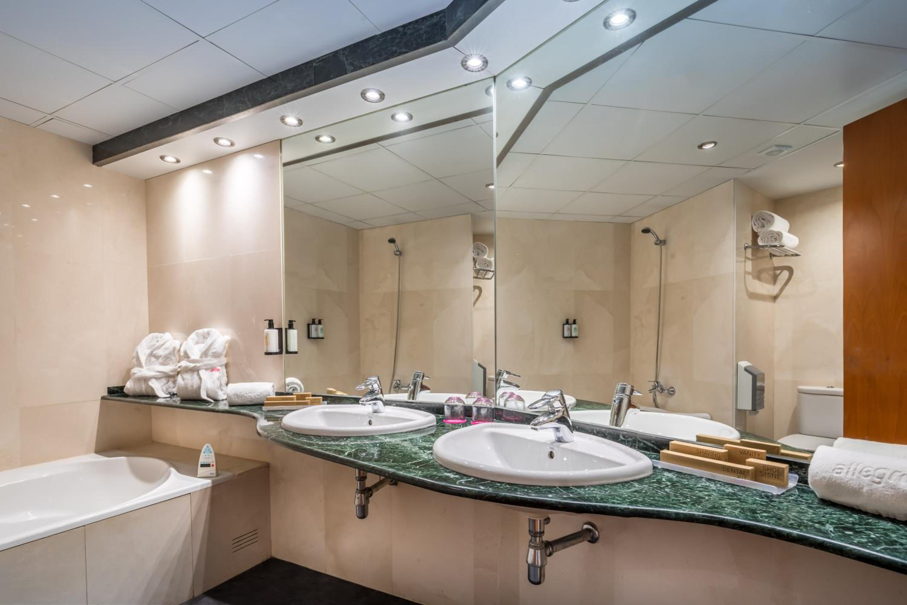 Junior Suite - Photo 7