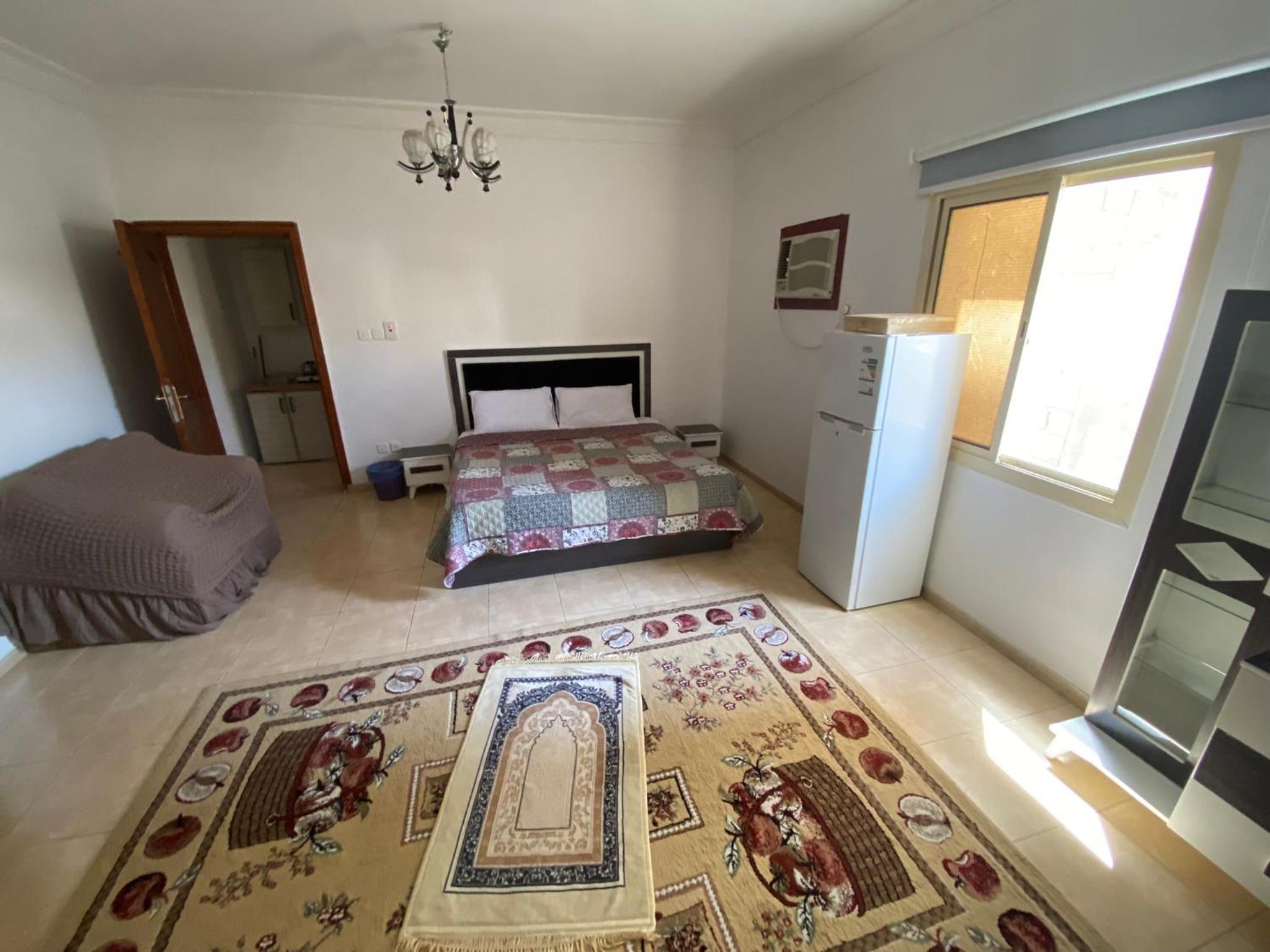 Studio Apartment photo 1