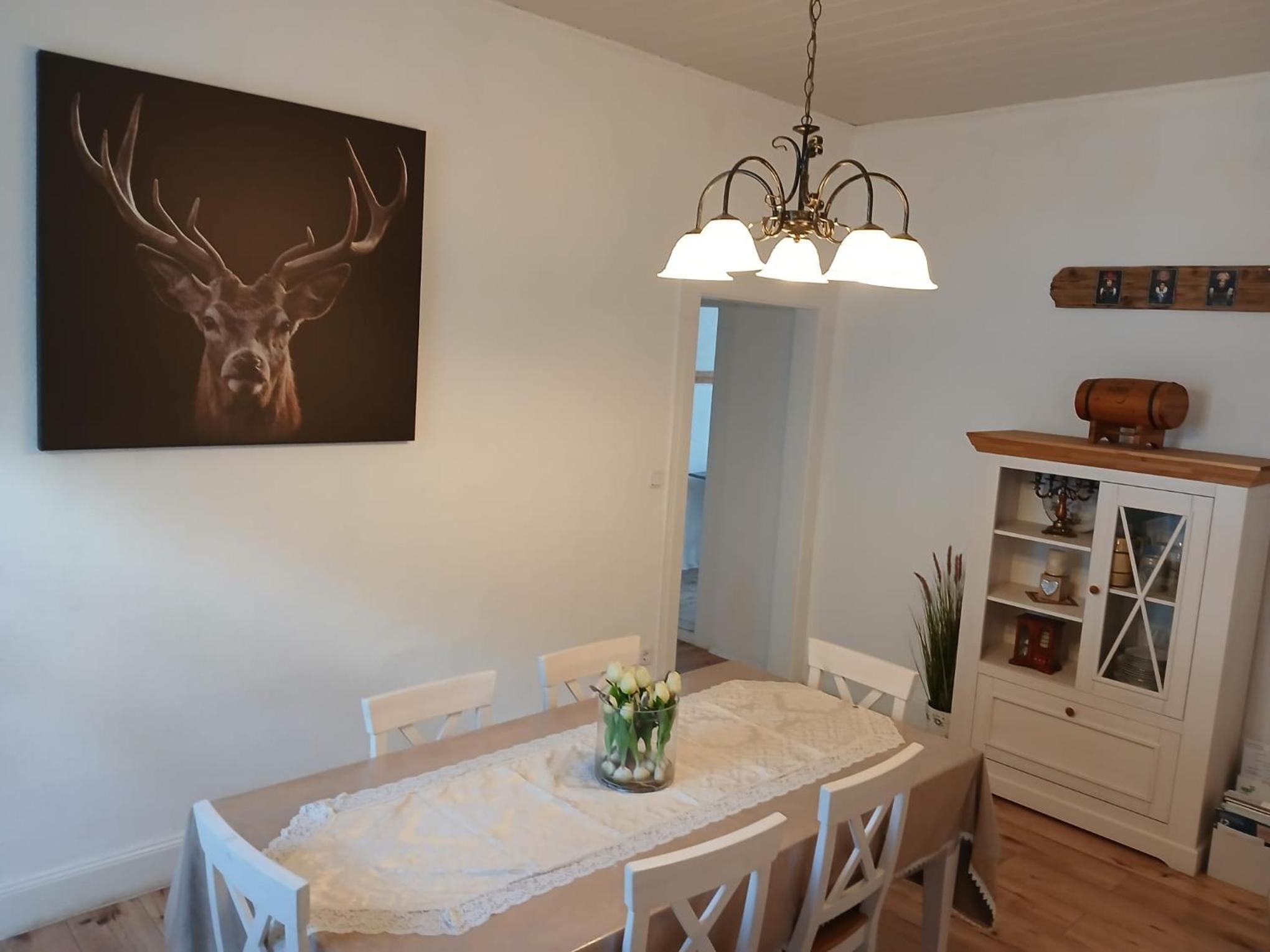 Three-Bedroom House photo 3