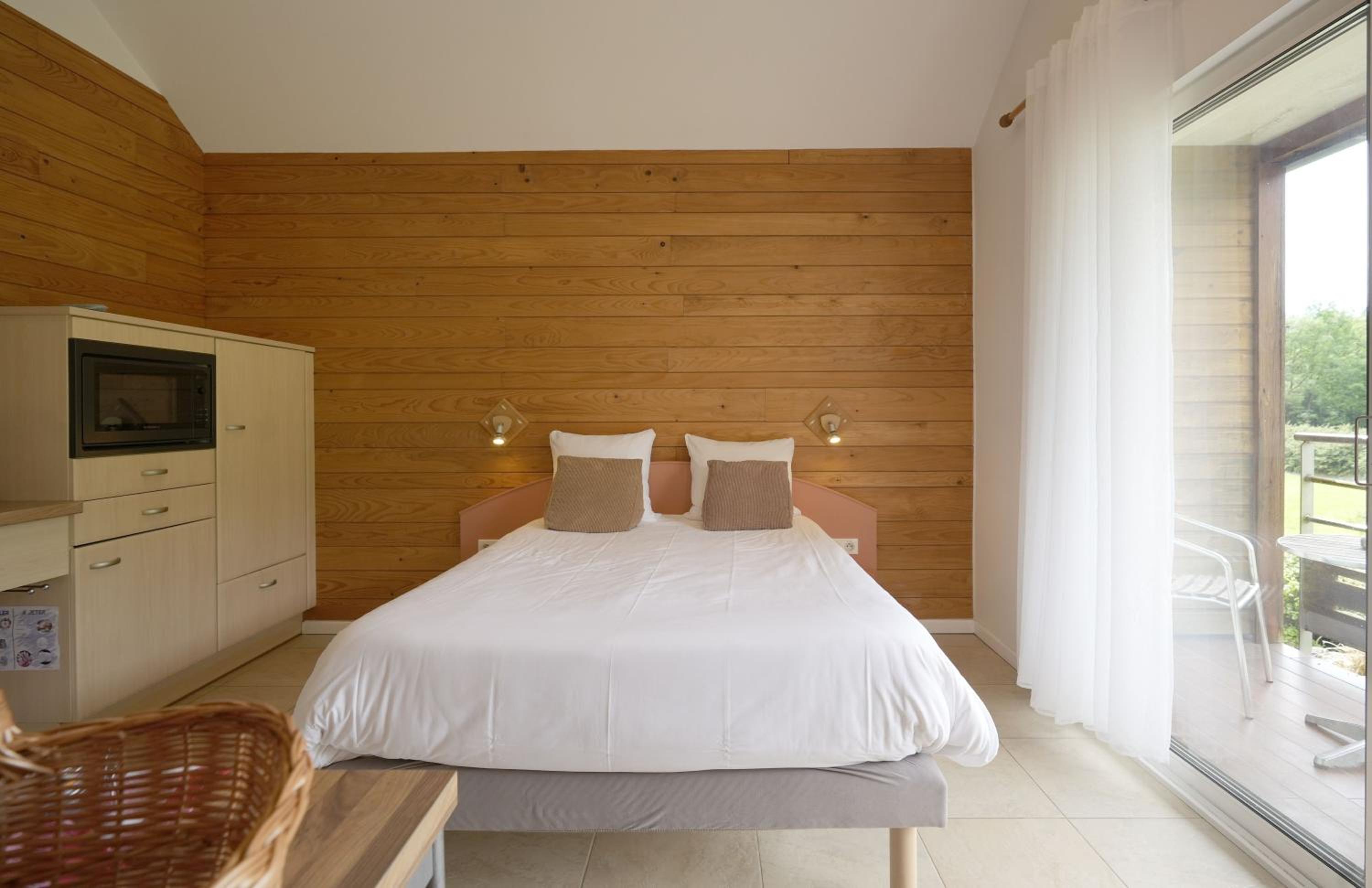 Chalet - Disability Access photo 3