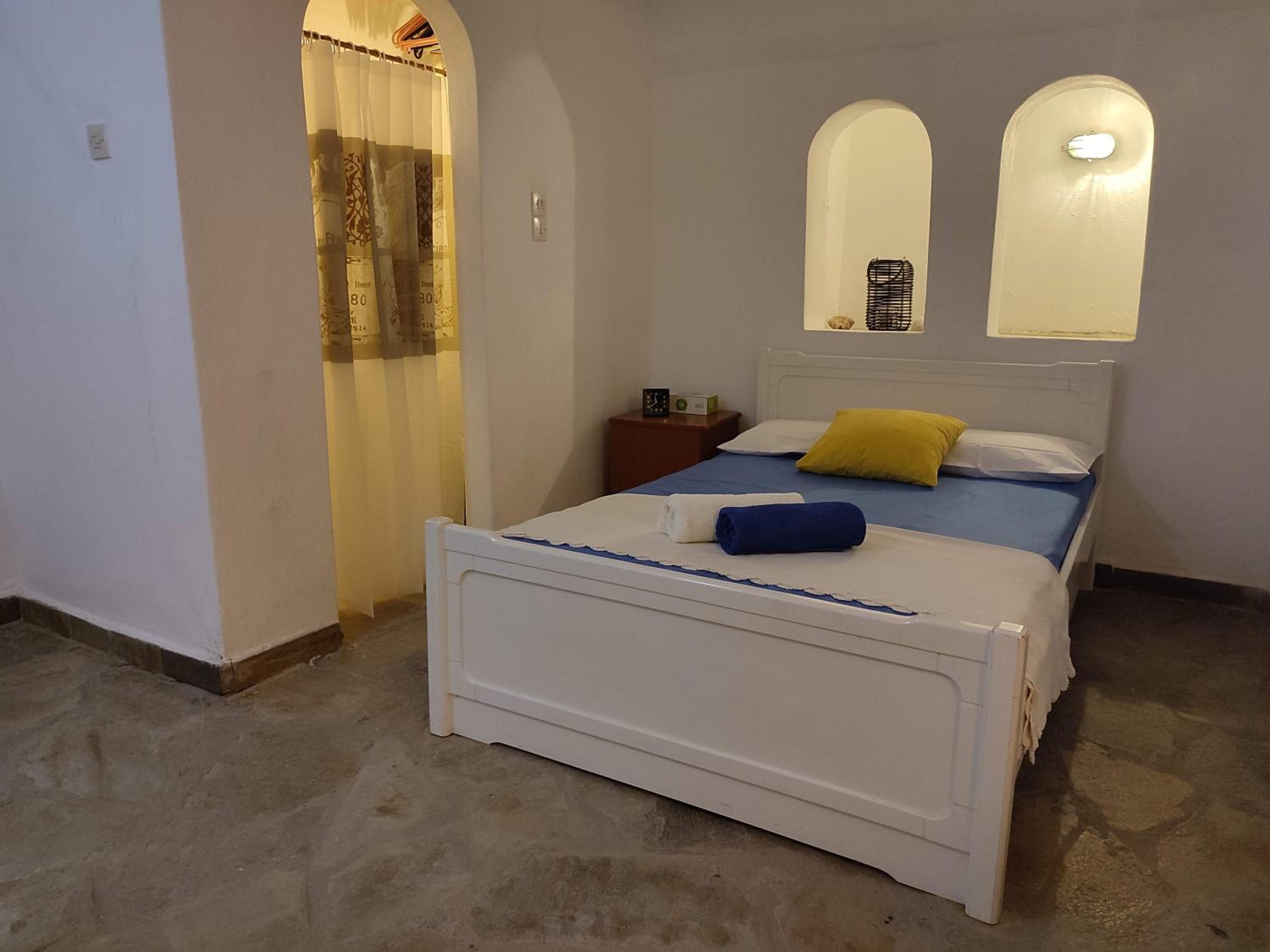 Three-Bedroom House photo 1