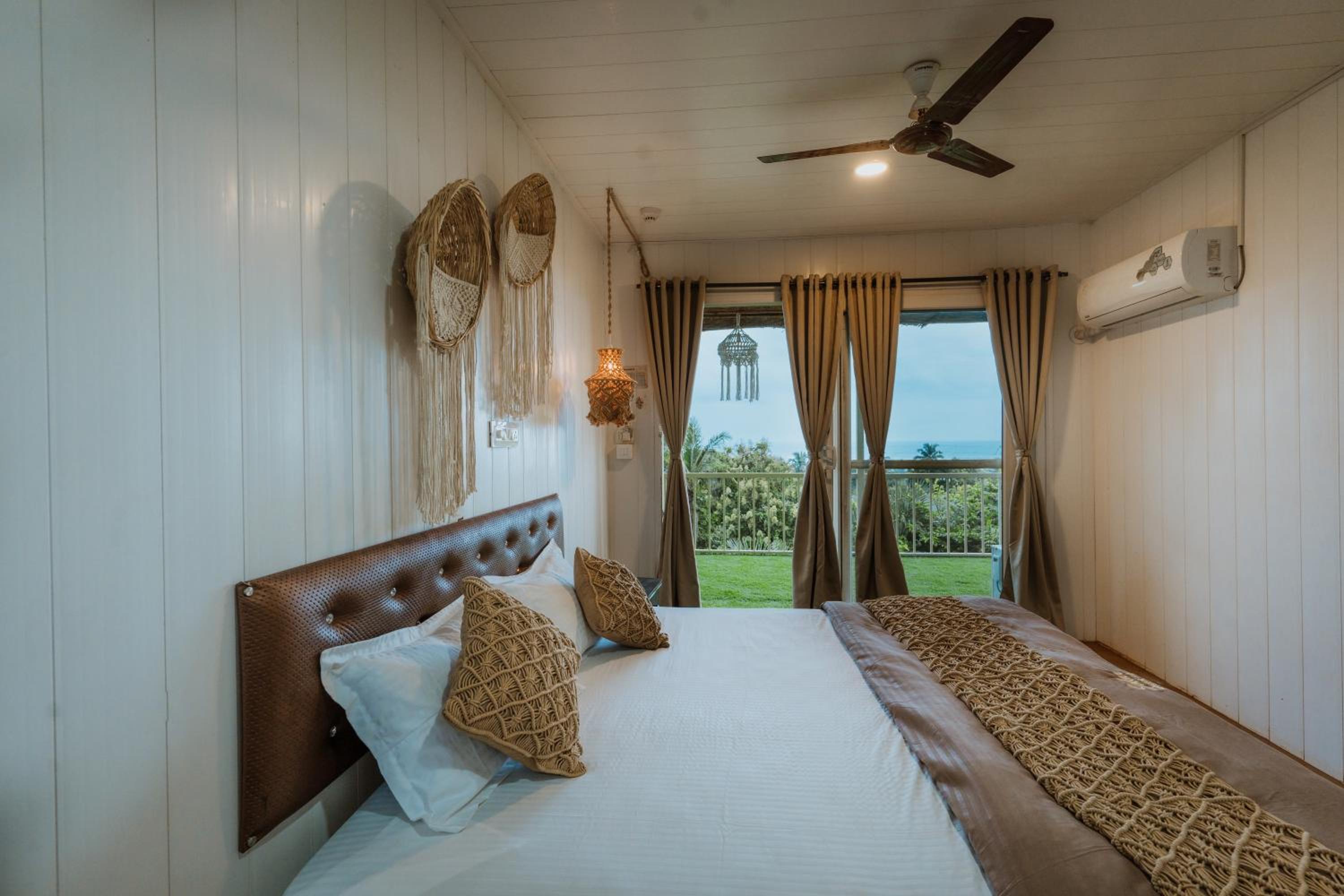 Deluxe Double Room With Sea View photo 1