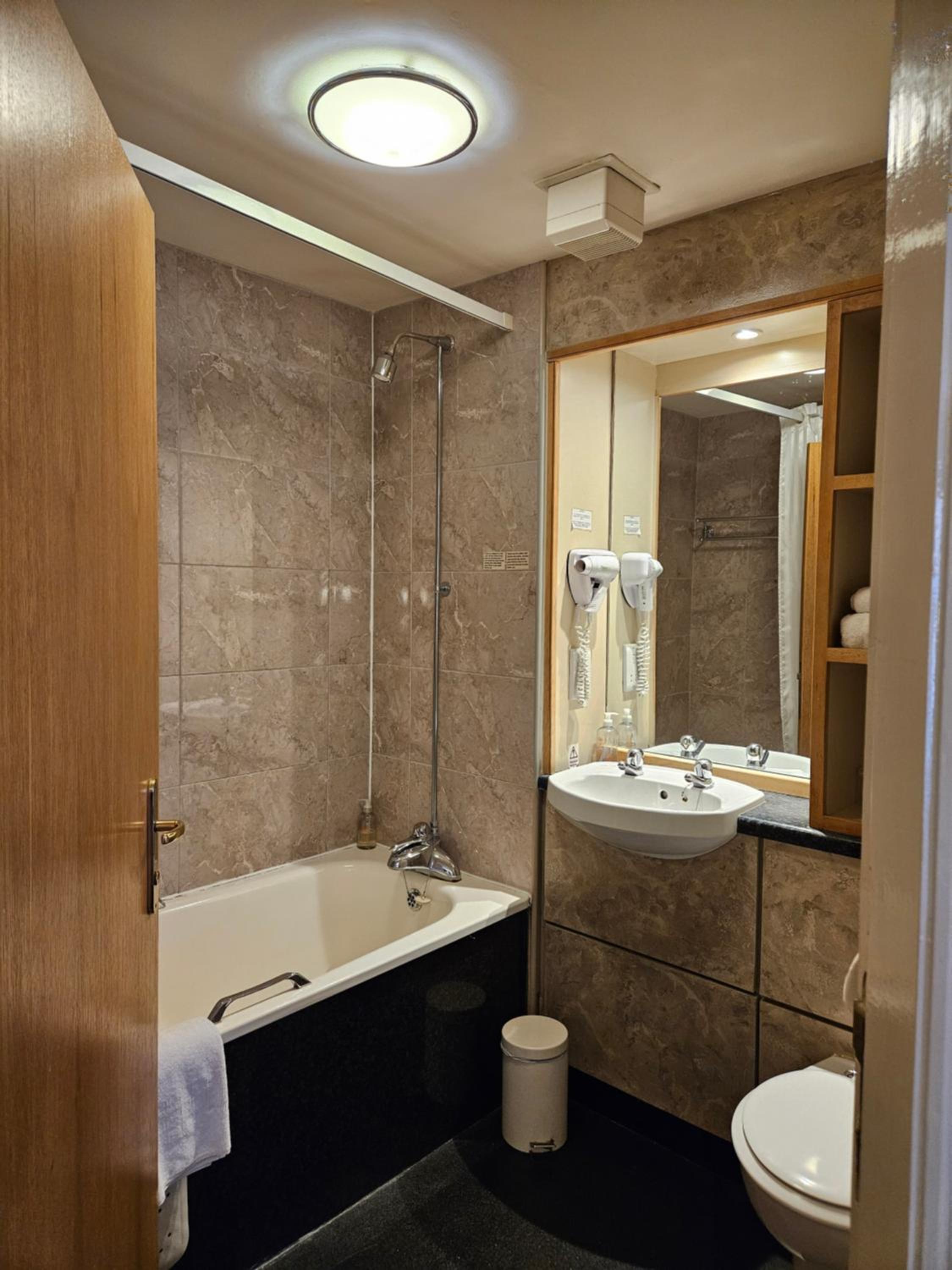River View Family Room (Hotel) photo 2