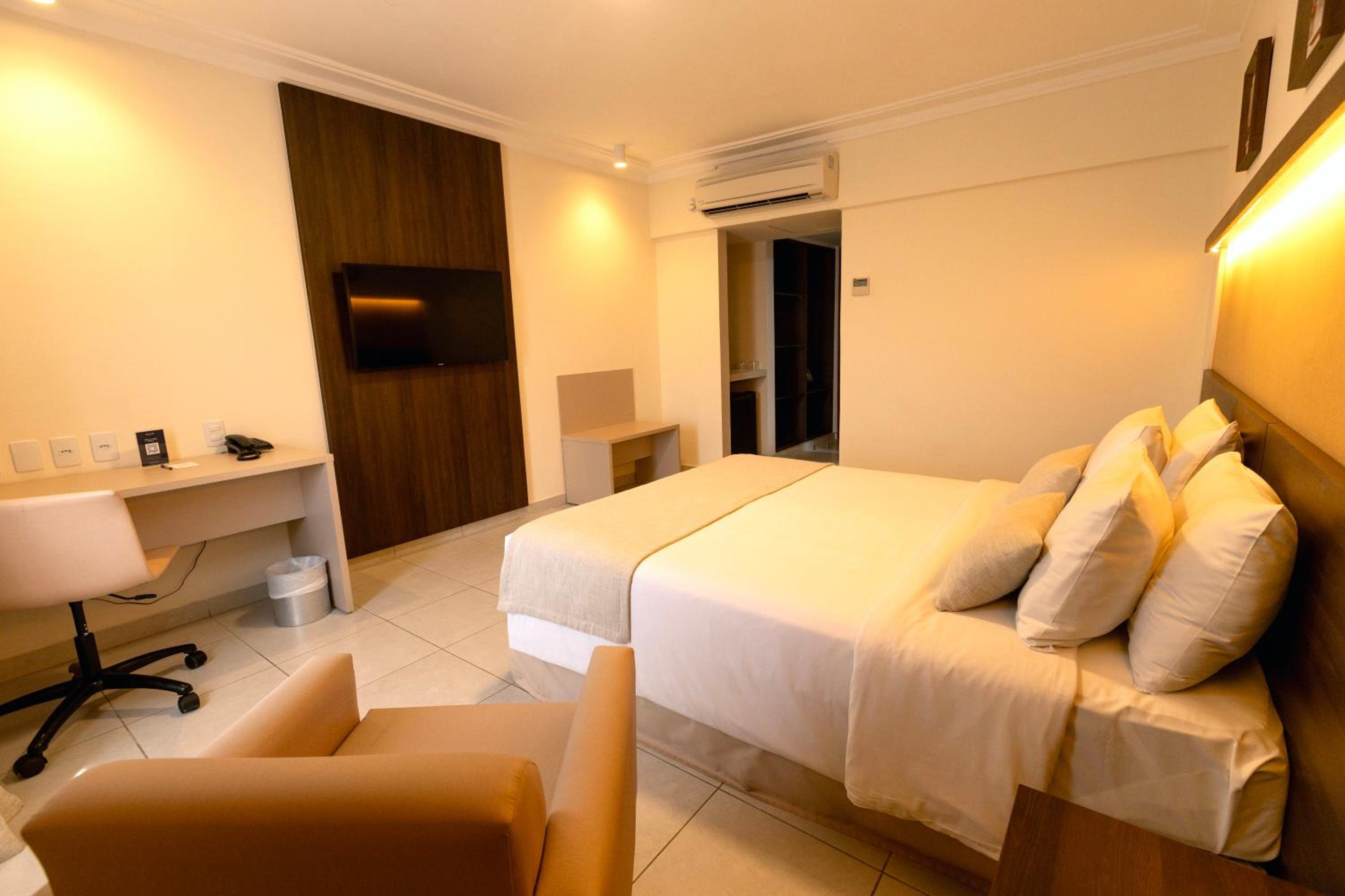 Superior Double Room - Photo 3