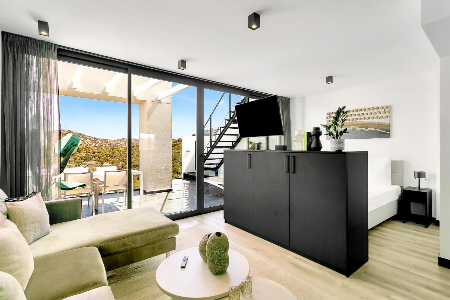 Penthouse Apartment photo 2