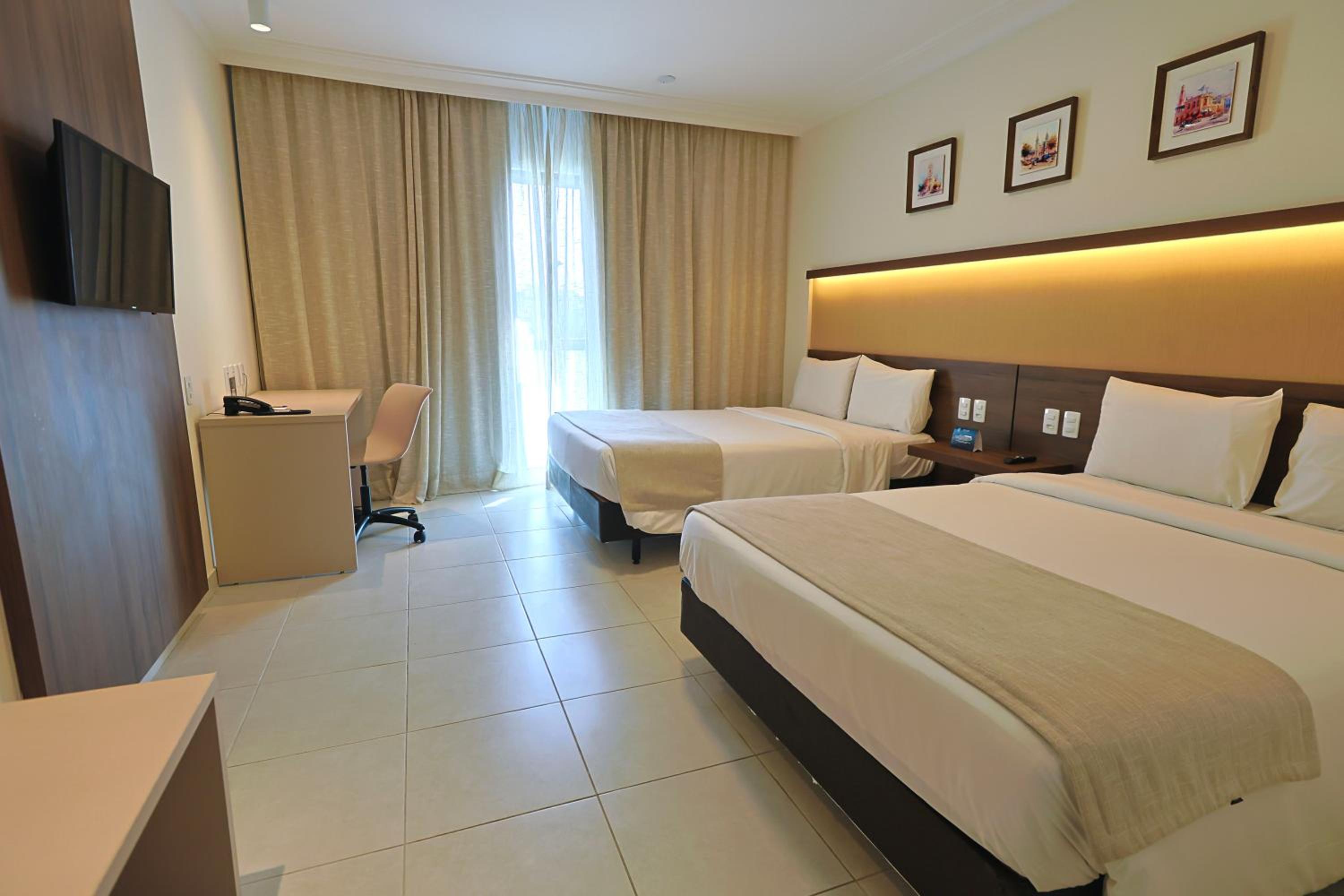 Standard  Double Room - Photo 1