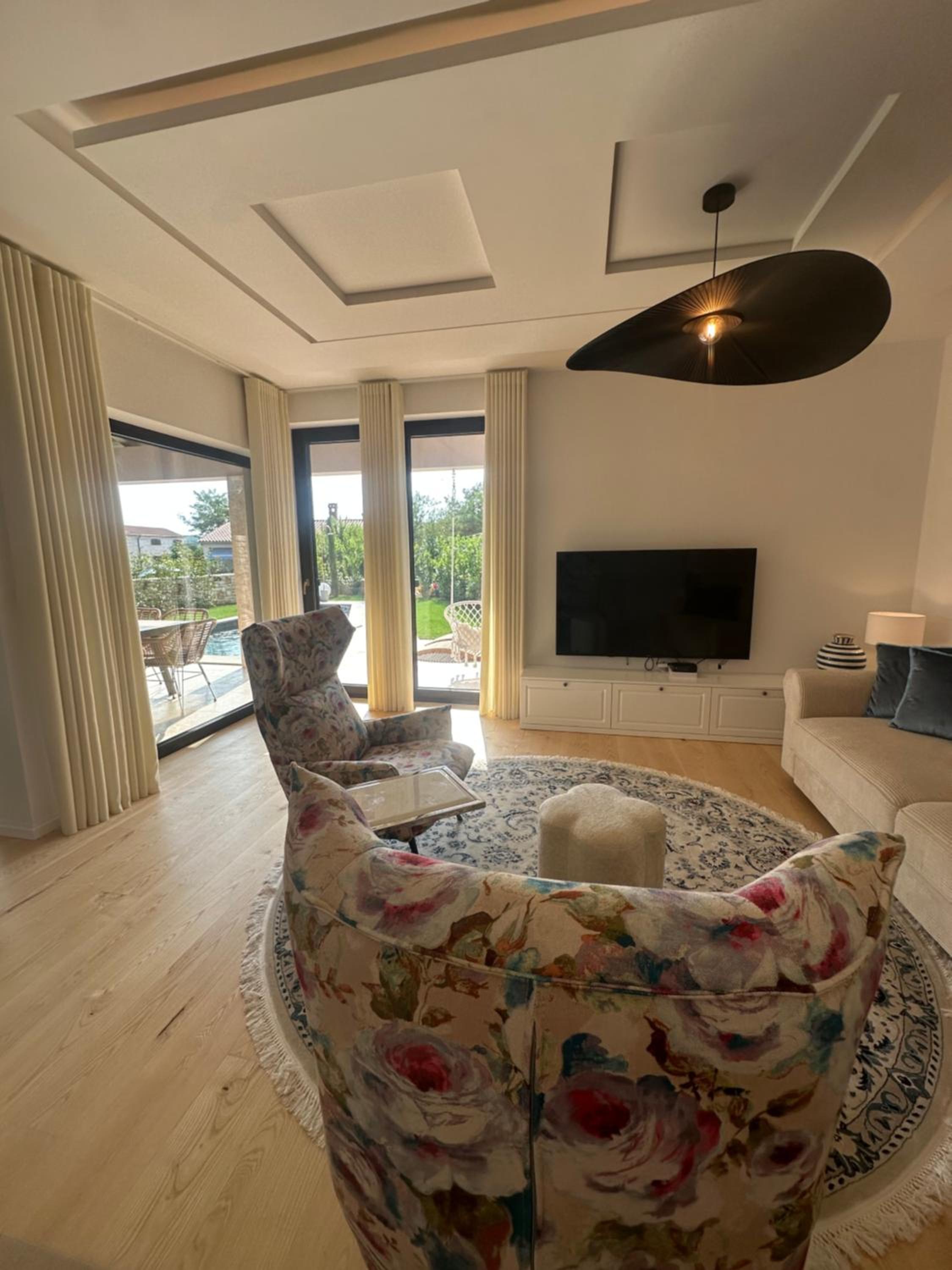 Three-Bedroom Deluxe Apartment photo 3