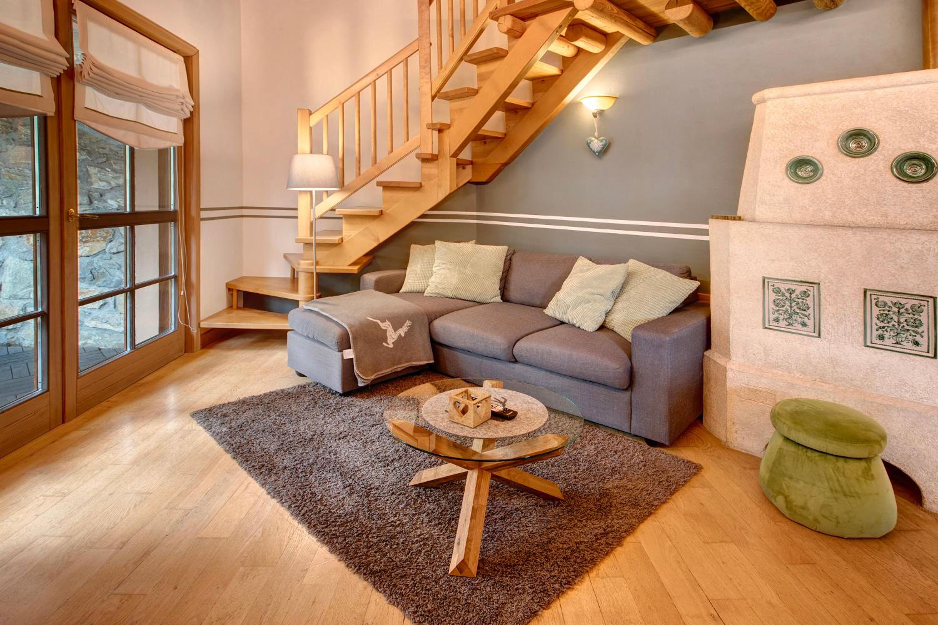Two-Bedroom Deluxe Apartment with Garden View