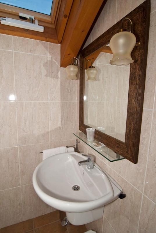 Double or Twin Room photo 2
