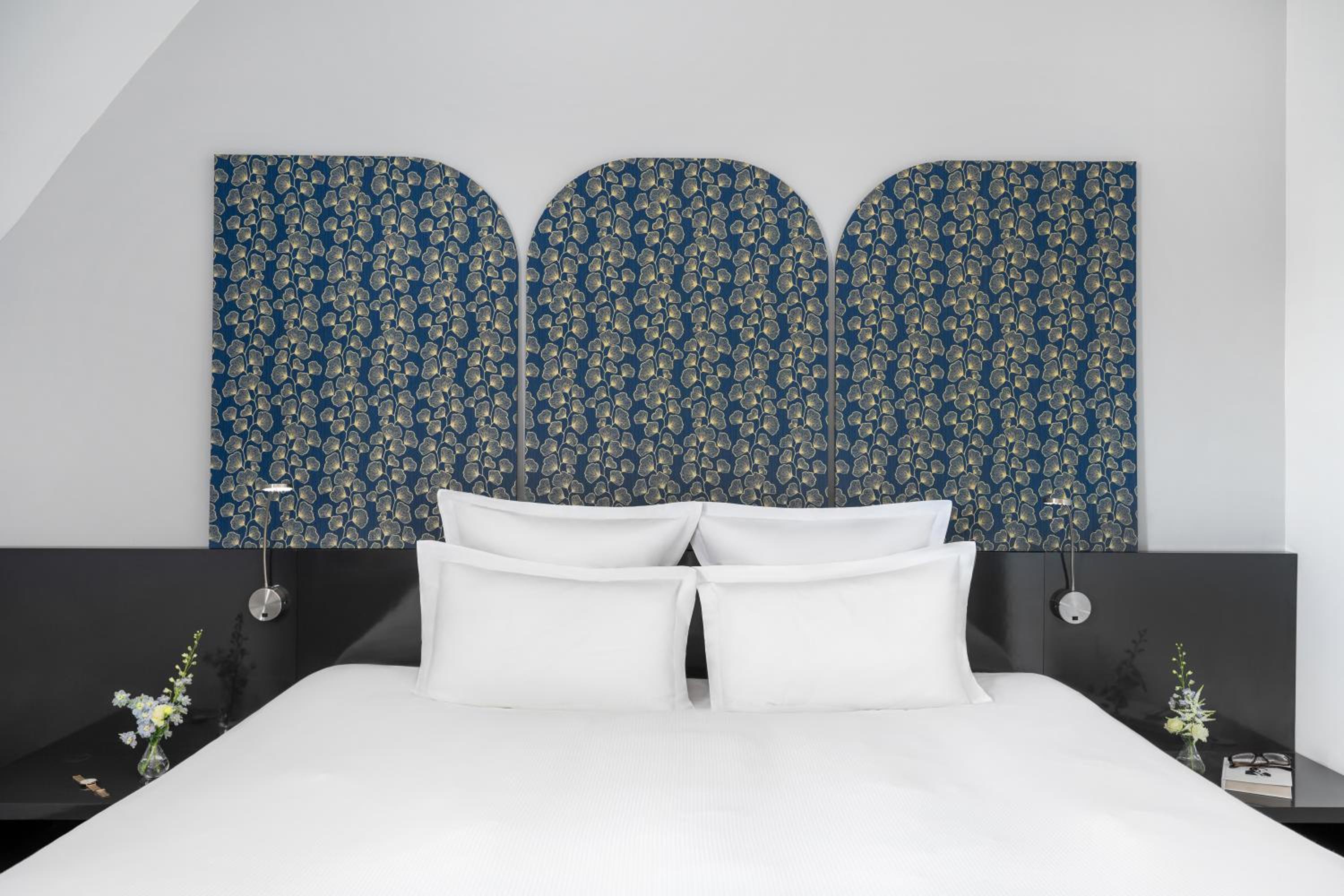Classic Room with One Double Bed - Photo 3