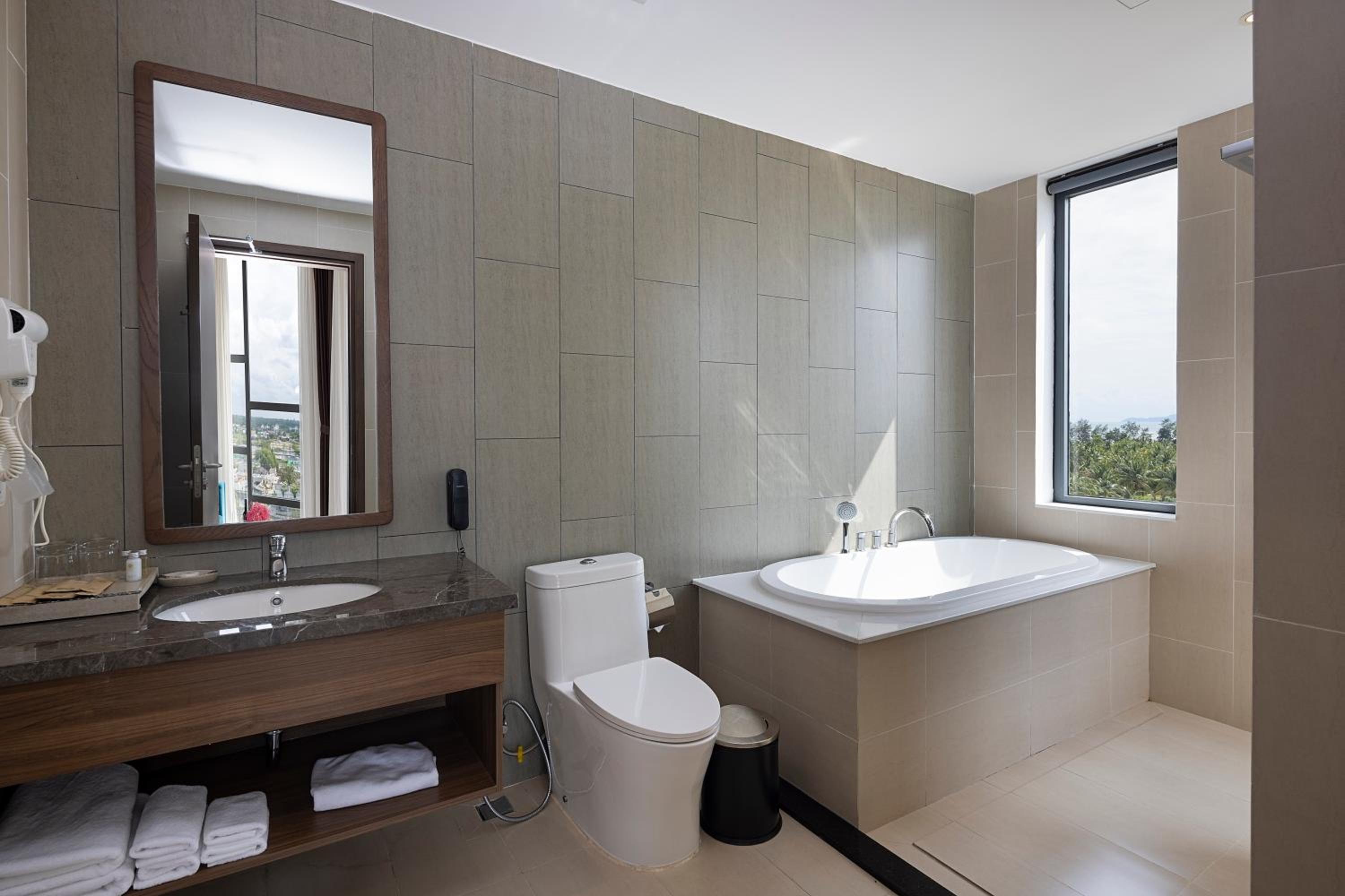 Superior Double Room - Photo 2
