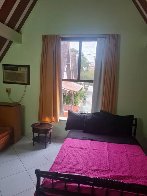 Five-Bedroom House photo 1