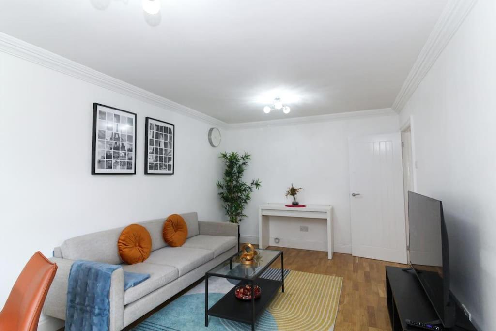 Two-Bedroom Apartment photo 1