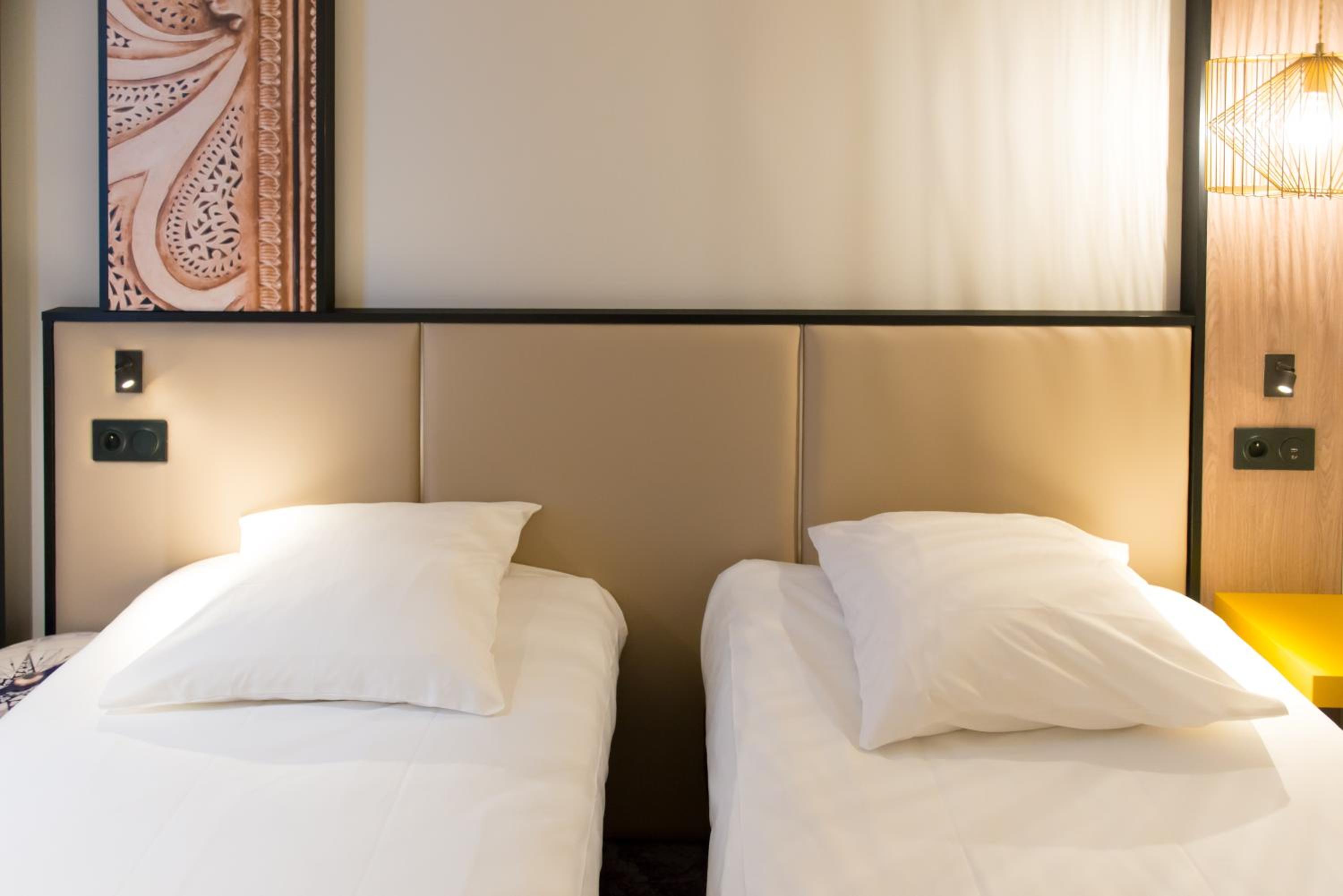 Twin Room - Photo 1